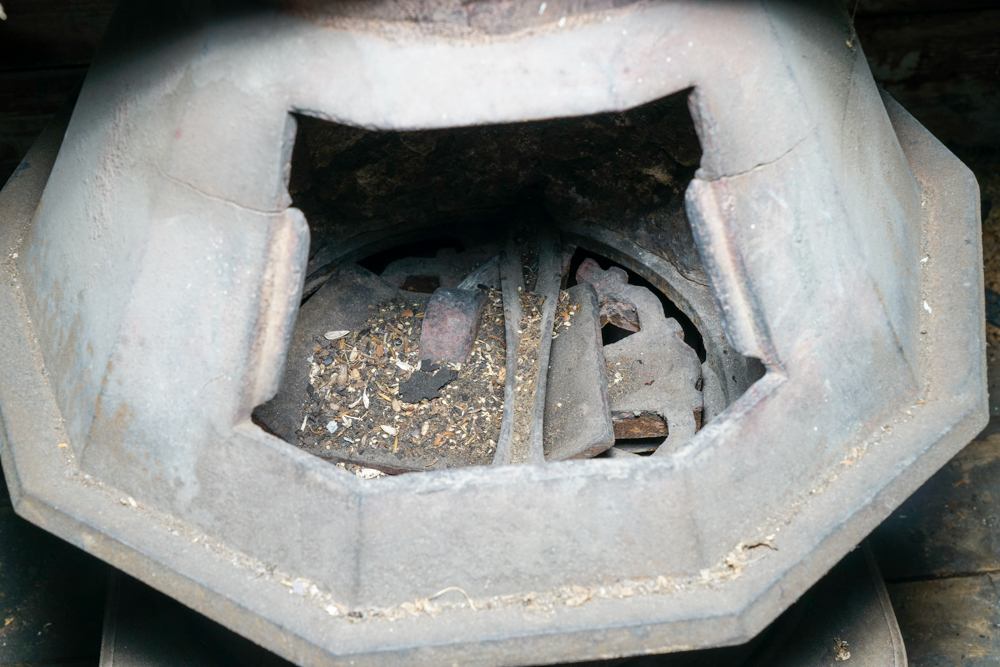 Antique Cast Iron Laundry Stove by Walker & Pratt