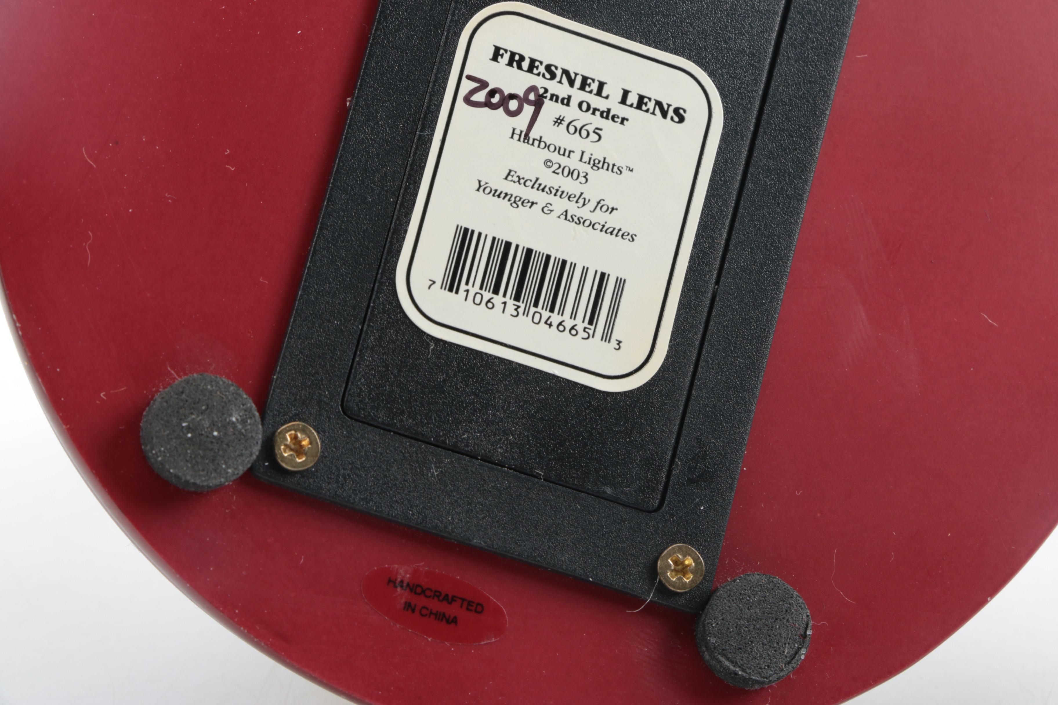 Harbour Lights Collectible Fresnel Light and Resin Lighthouse Sculpture