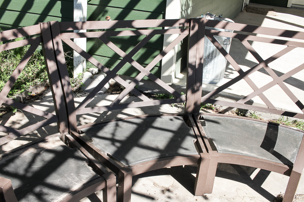 Outdoor Demilune Conversation Seat