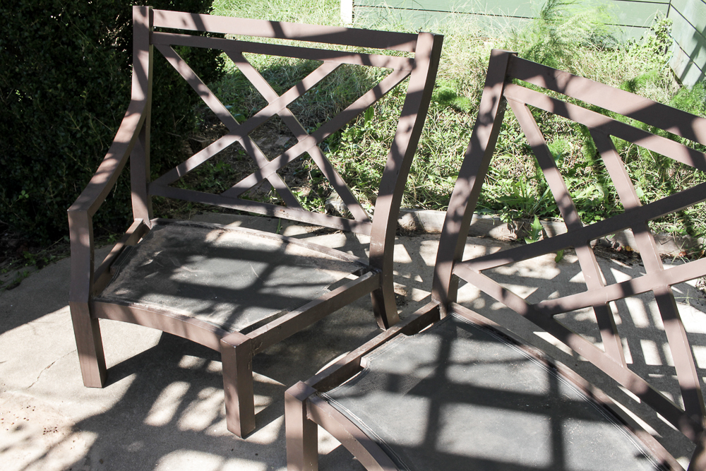 Outdoor Demilune Conversation Seat