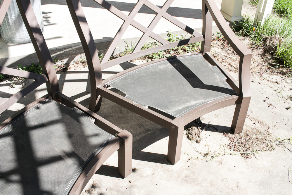 Outdoor Demilune Conversation Seat