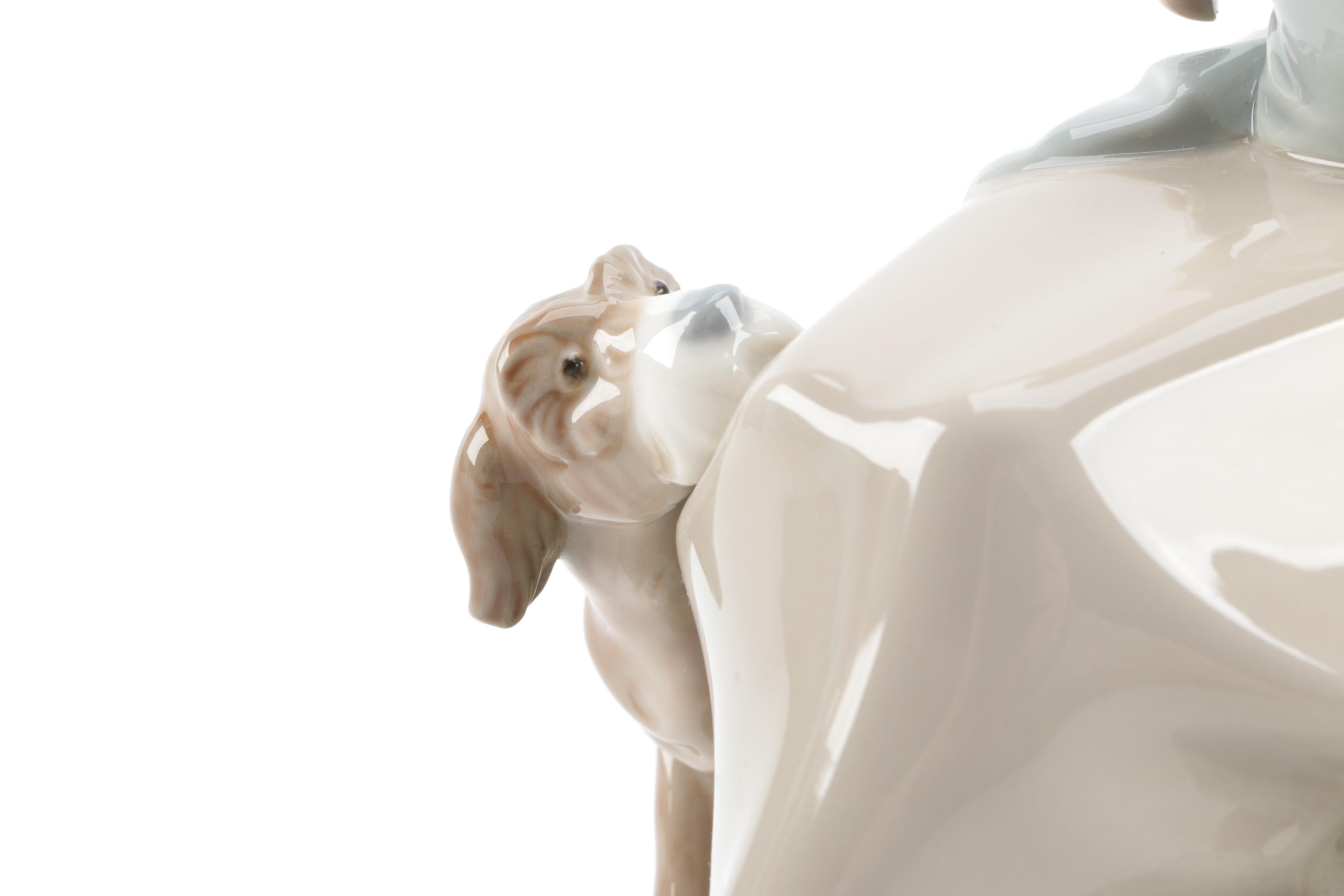 Lladró "Celos" Porcelain Figurine of a Girl