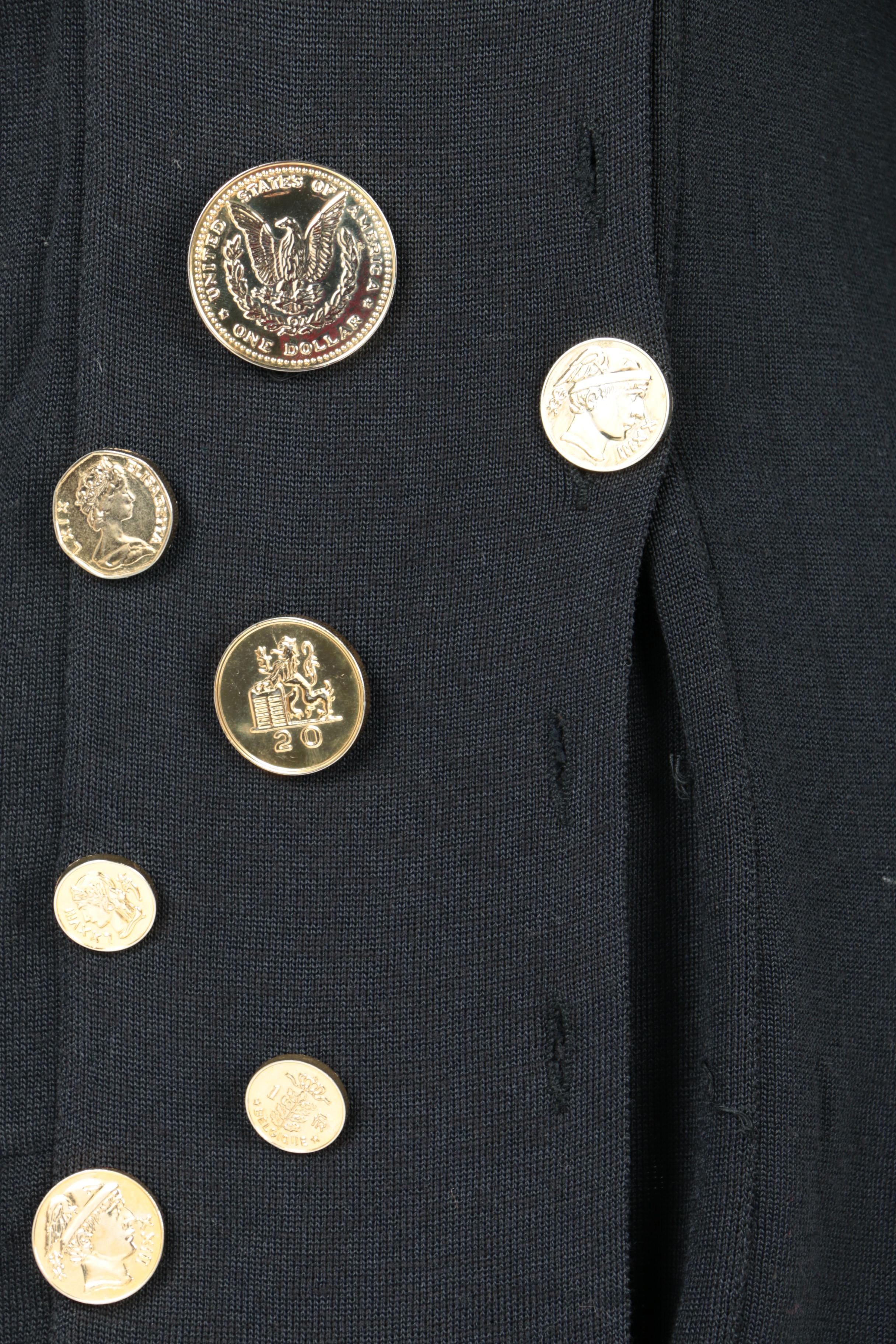 Pas Pour Toi Sweaters and Scarf with Matching Gloves