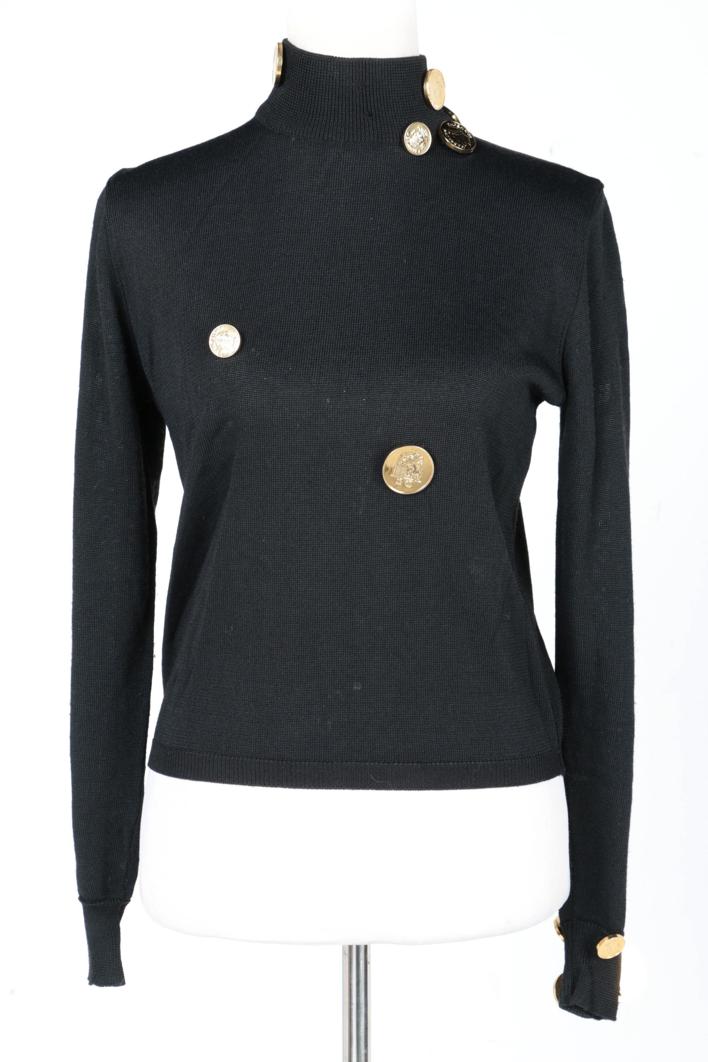 Pas Pour Toi Sweaters and Scarf with Matching Gloves