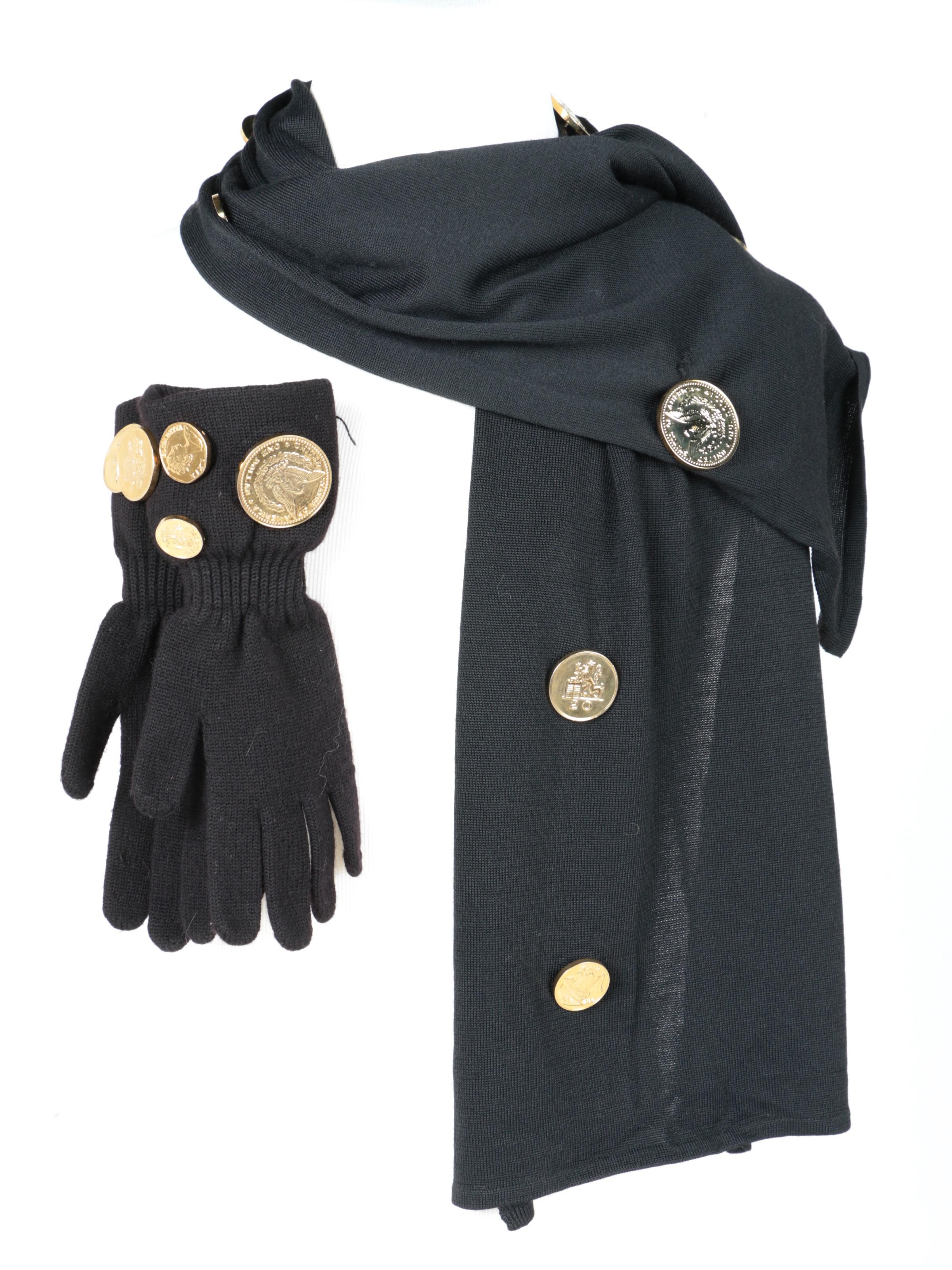 Pas Pour Toi Sweaters and Scarf with Matching Gloves