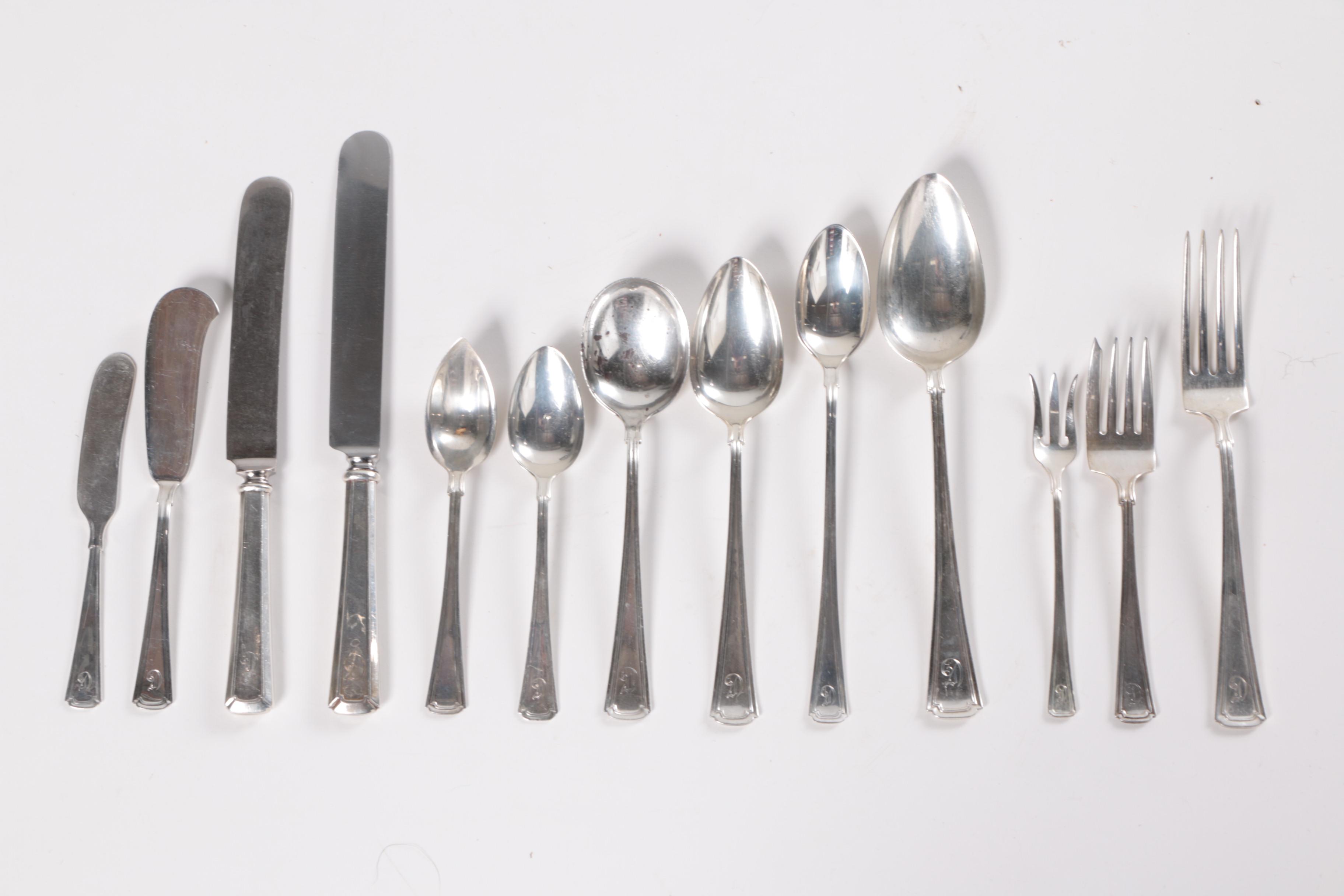 Lunt "Cortland" Sterling Silver Flatware Set