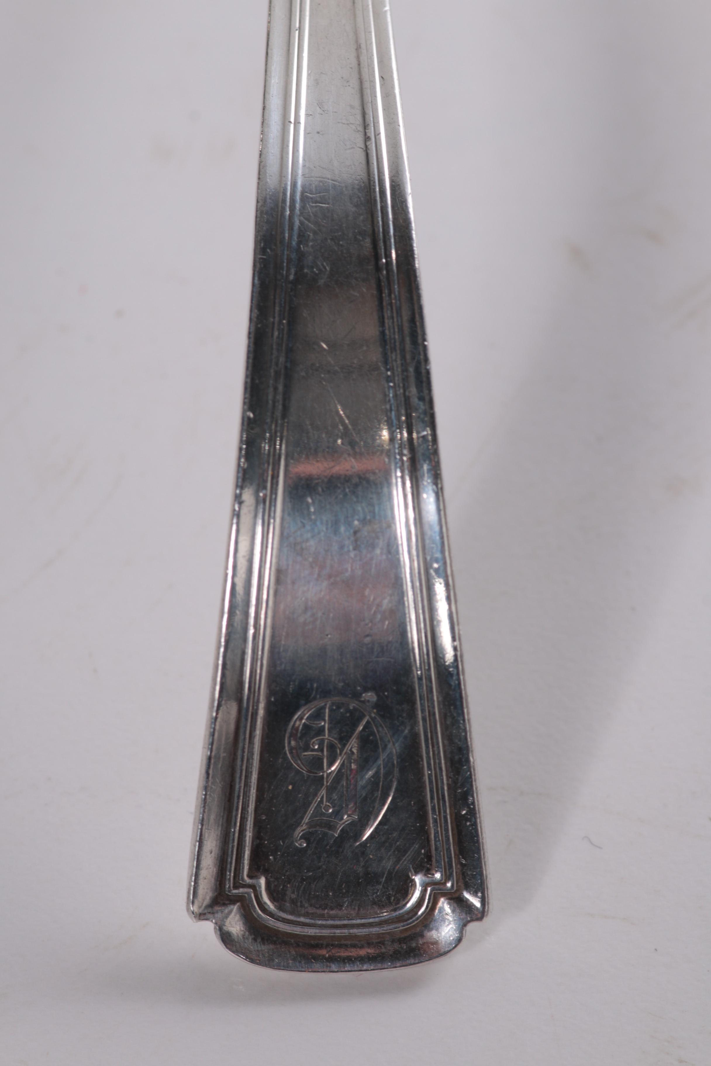 Lunt "Cortland" Sterling Silver Flatware Set