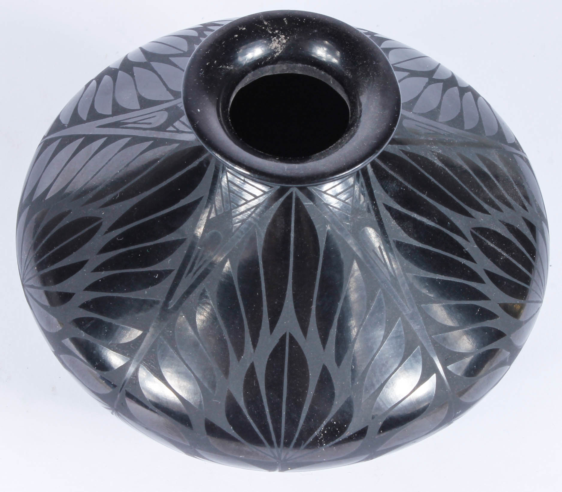 Salvador Baca Mata Ortiz Black-On-Black Pottery Jar