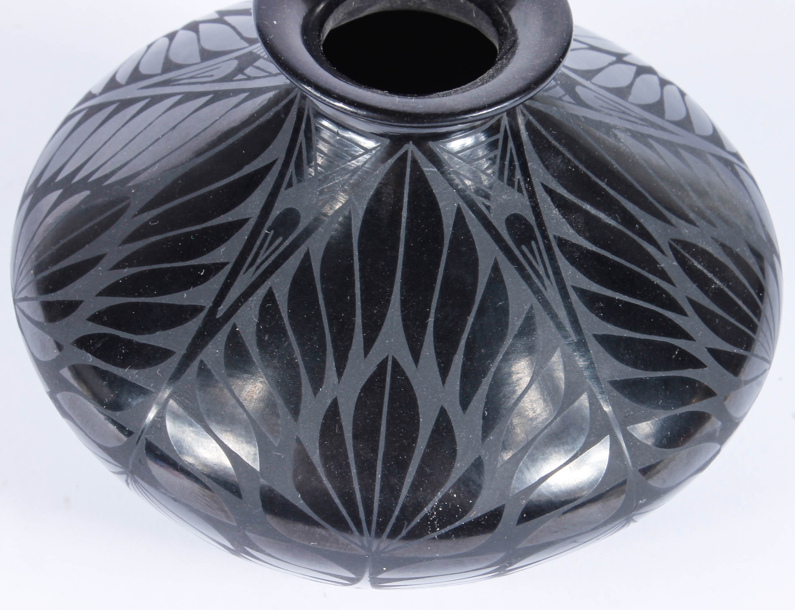 Salvador Baca Mata Ortiz Black-On-Black Pottery Jar