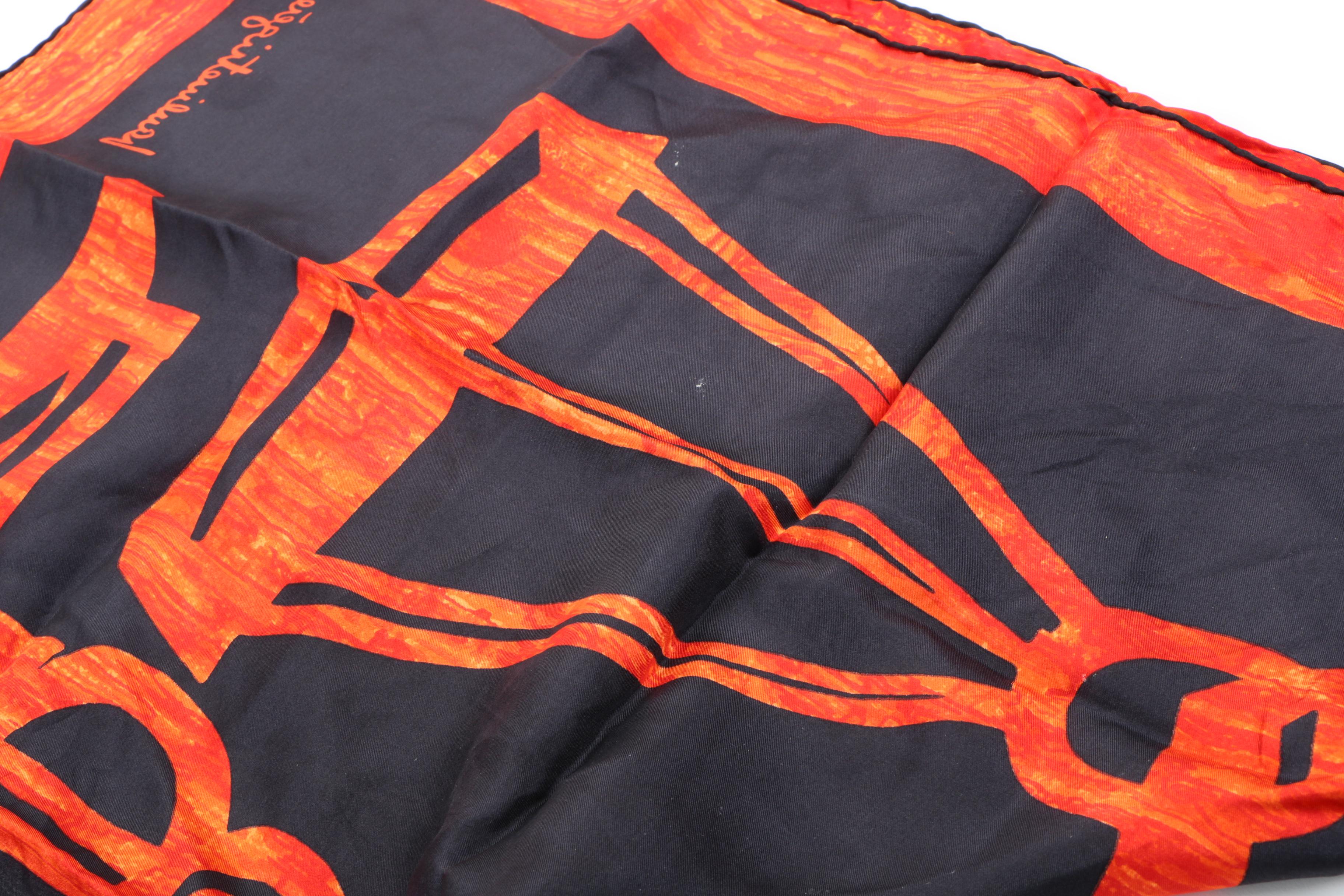 Vintage Circa 1970s Pauline Trigere Libra Scarf