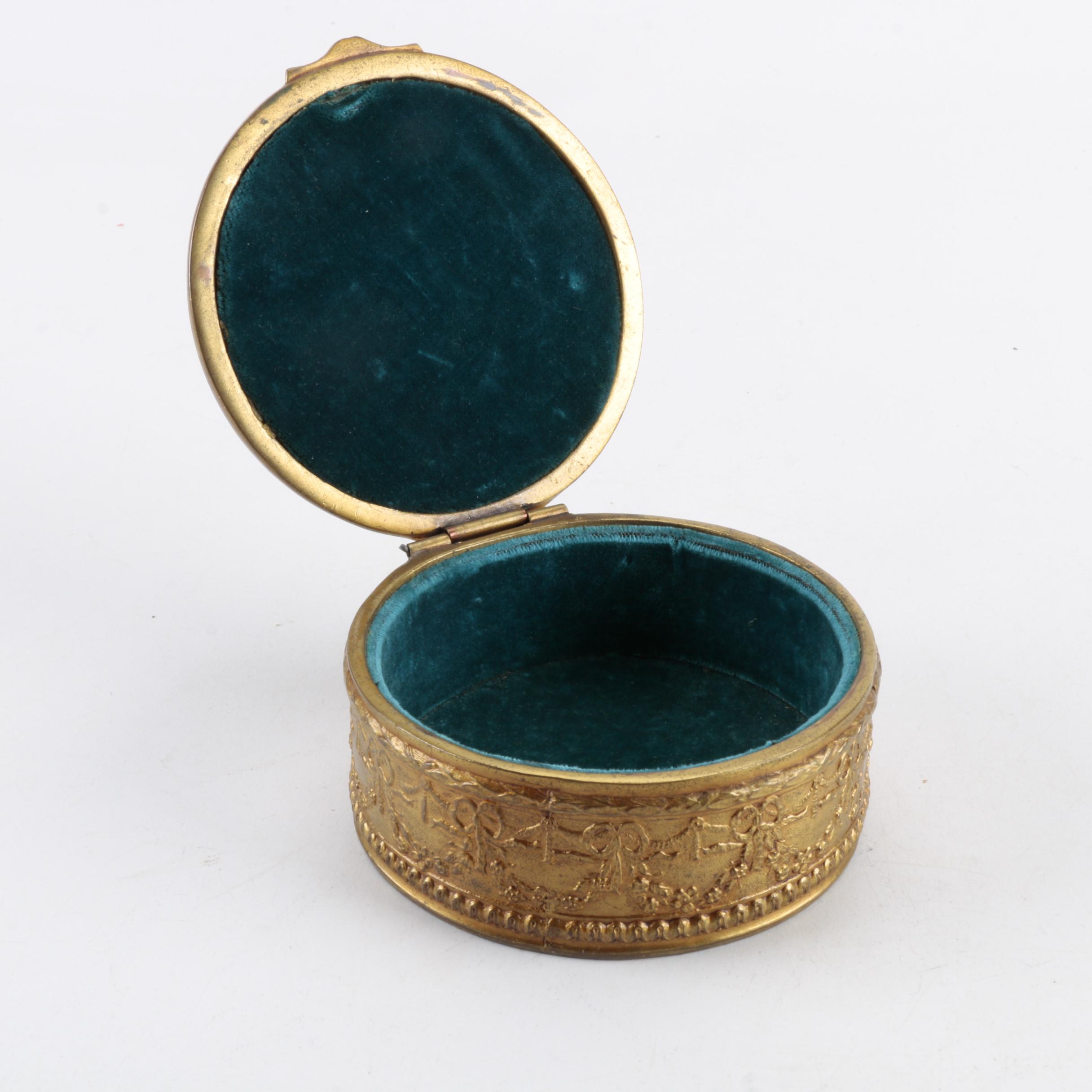 Trinket and Powder Boxes