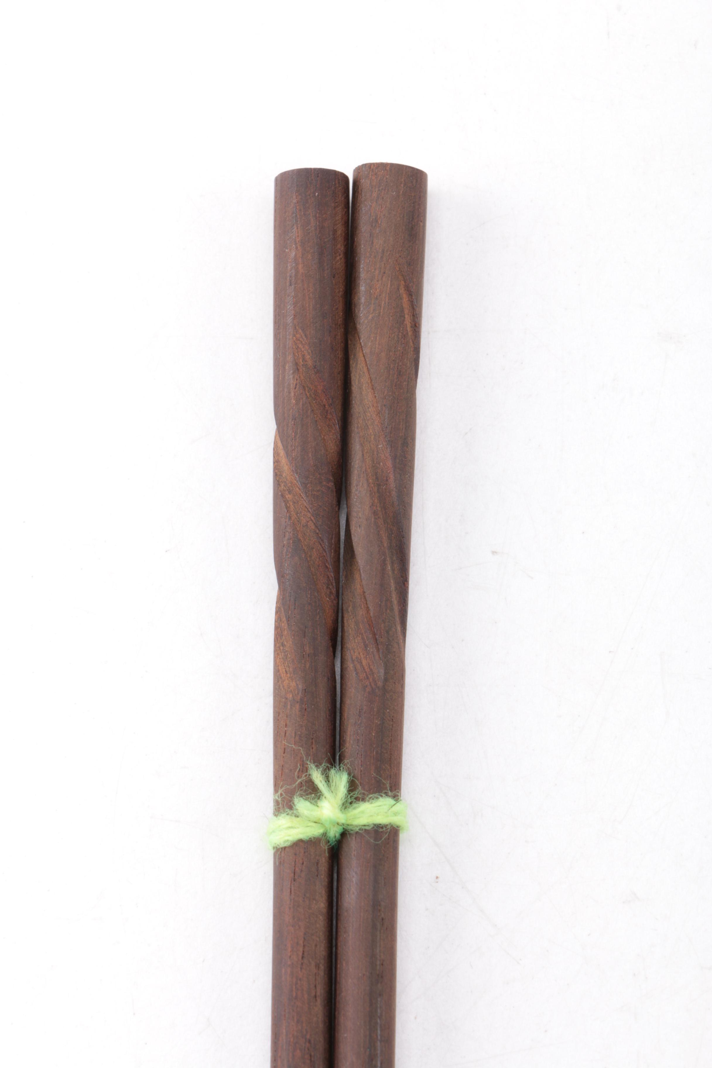 Chopstick Set with Leaf Rests