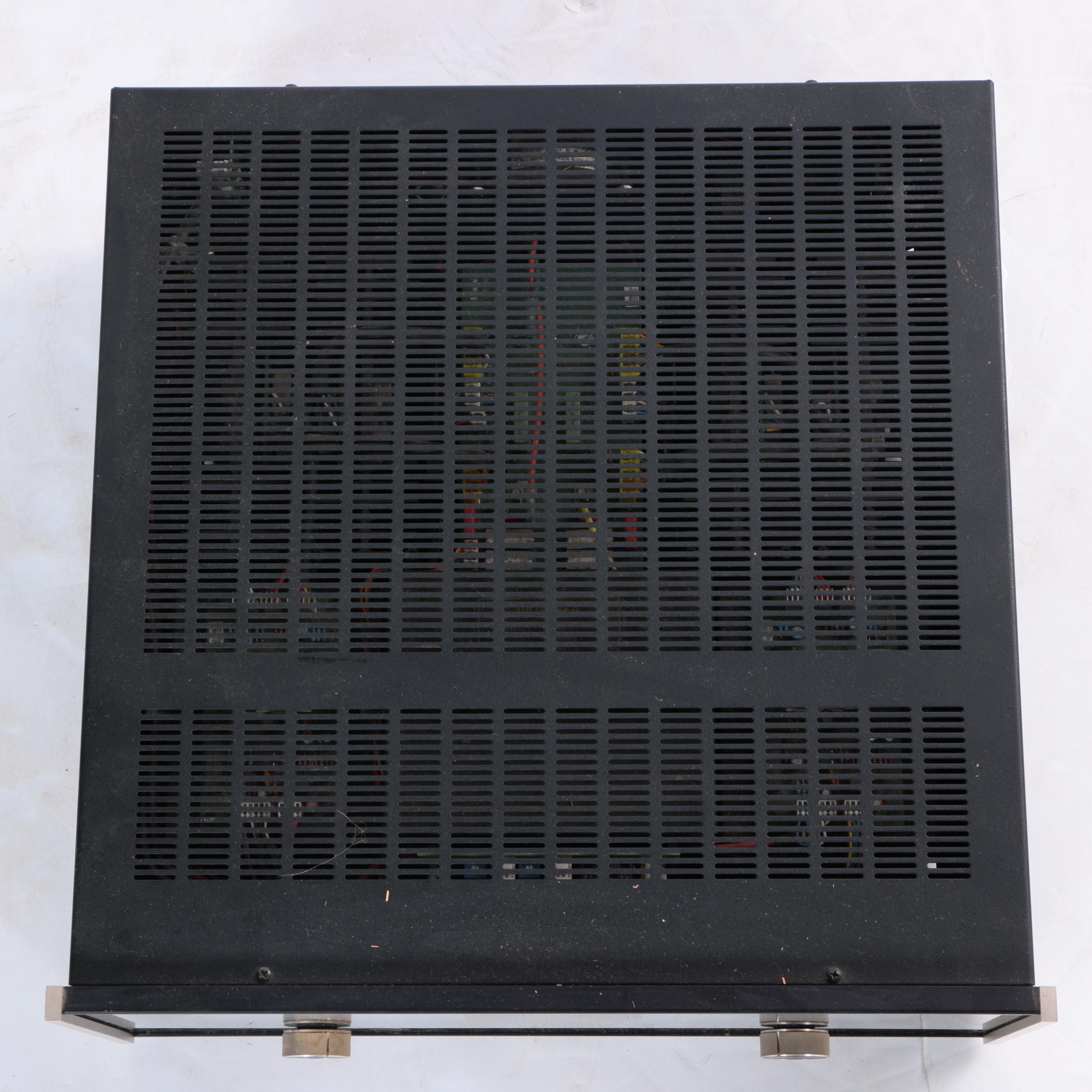 McIntosh MC300 Power Amplifier