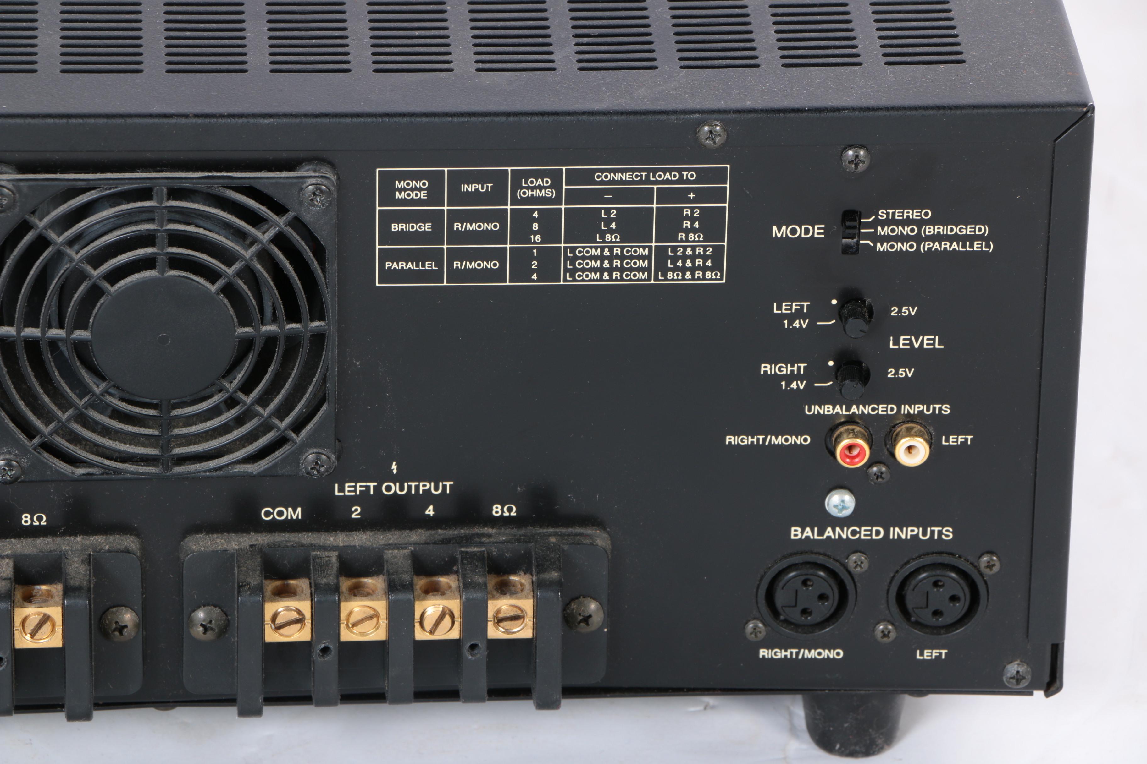 McIntosh MC300 Power Amplifier