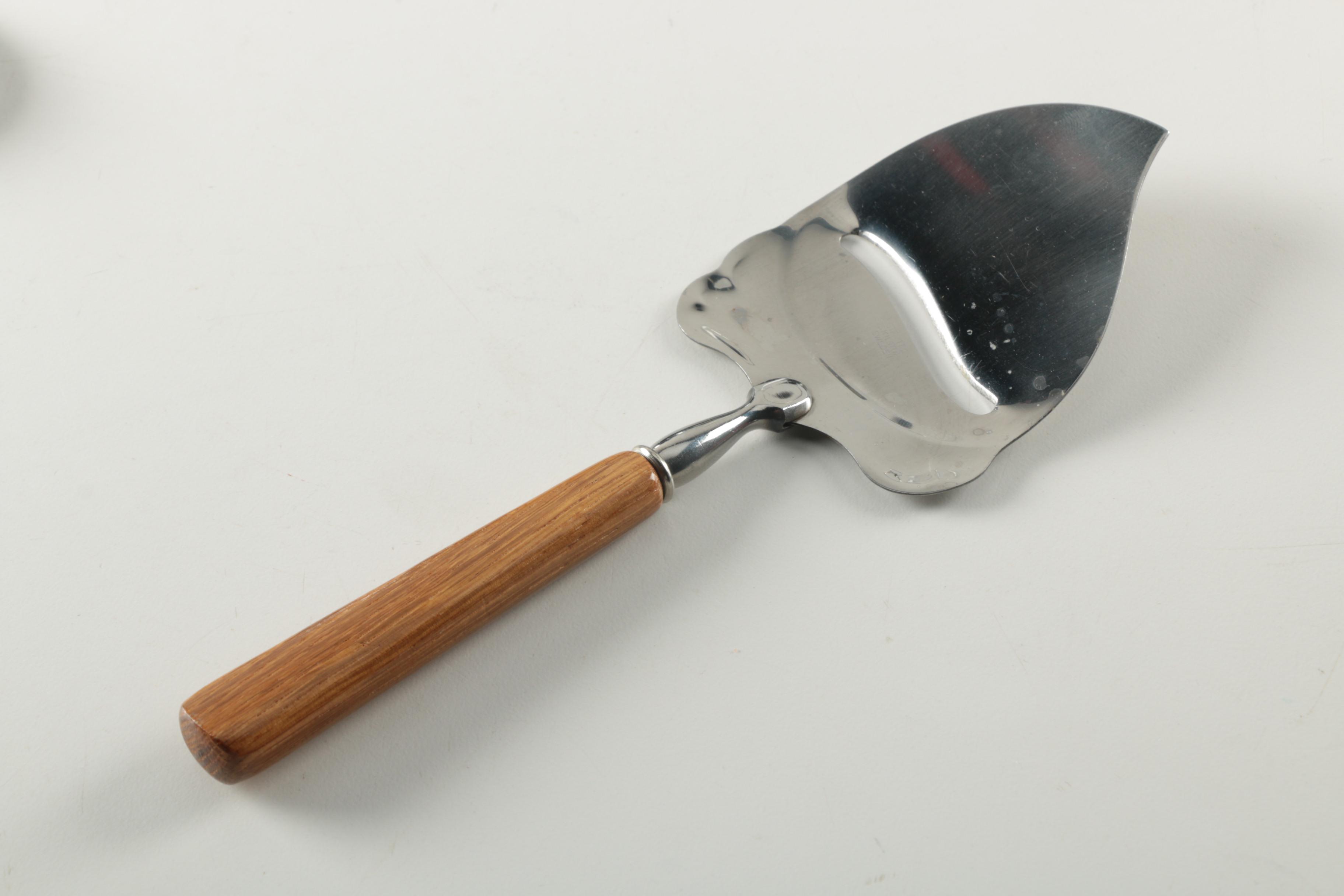 Serveware and Kitchenware Featuring Carlton Silver Plate Nut Spoons