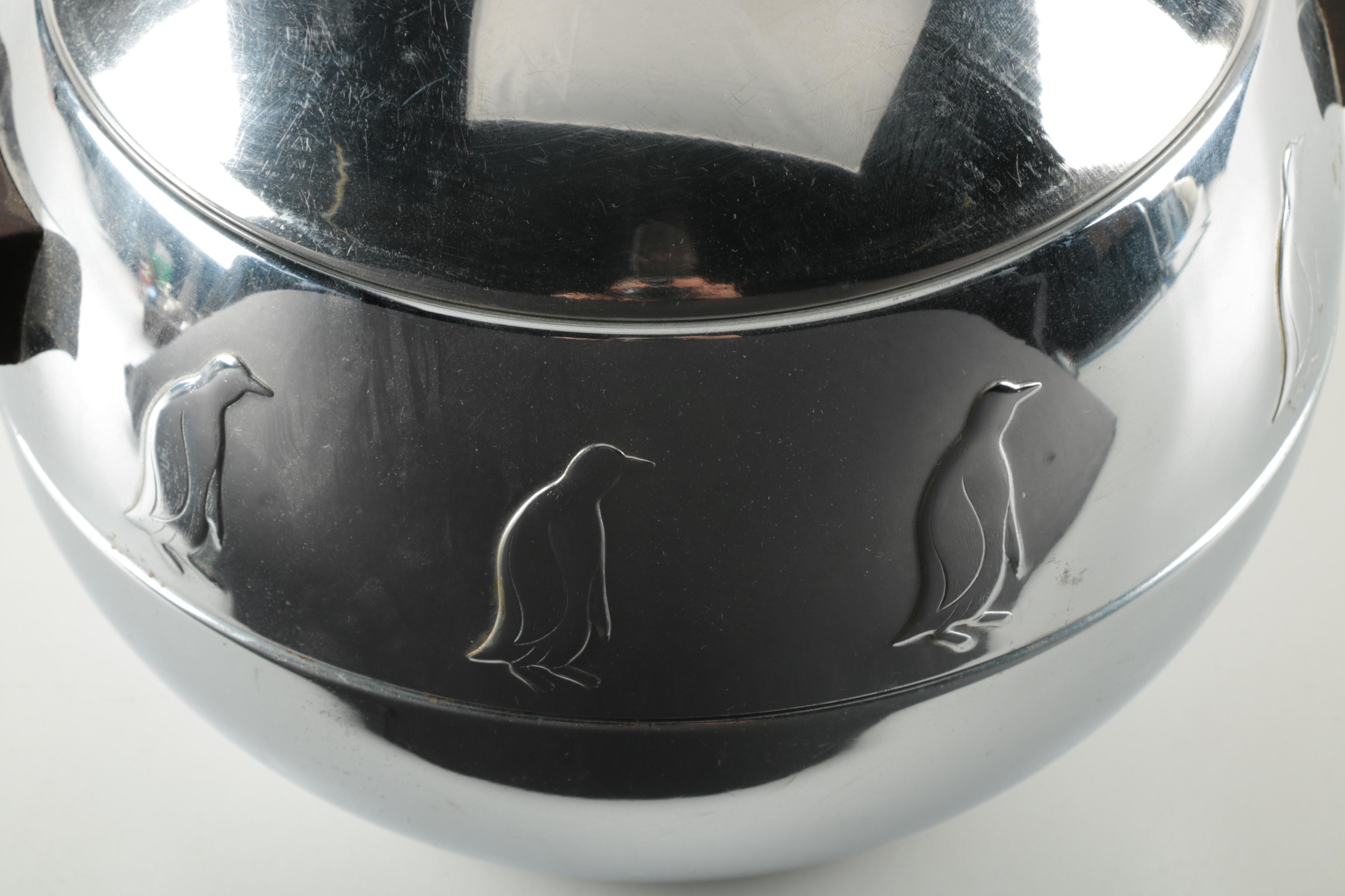 Serveware and Kitchenware Featuring Carlton Silver Plate Nut Spoons