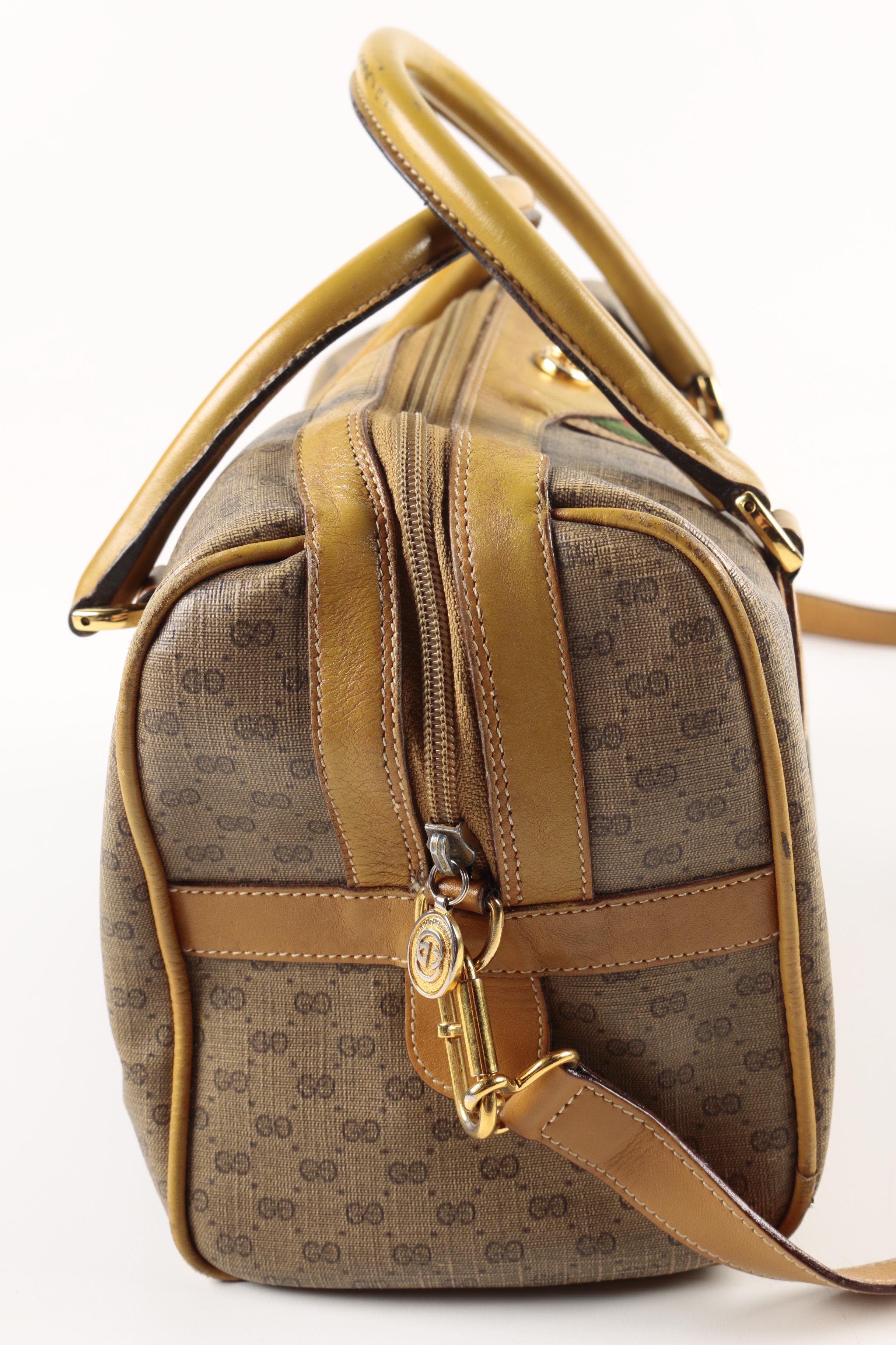 Gucci Supreme Canvas Monogram Bag