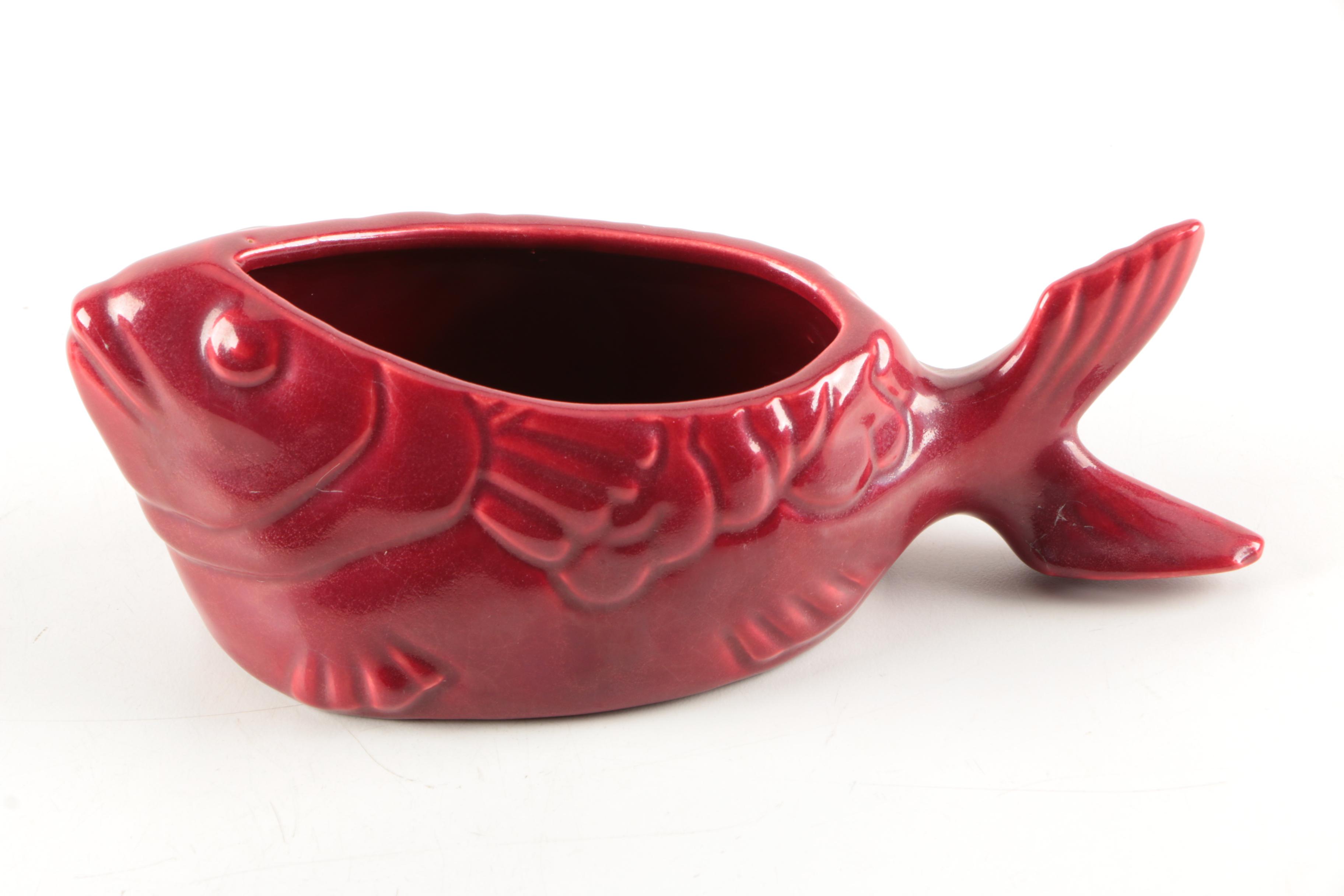 Vintage Bauer Pottery Tuna Baker with Gravy Boat