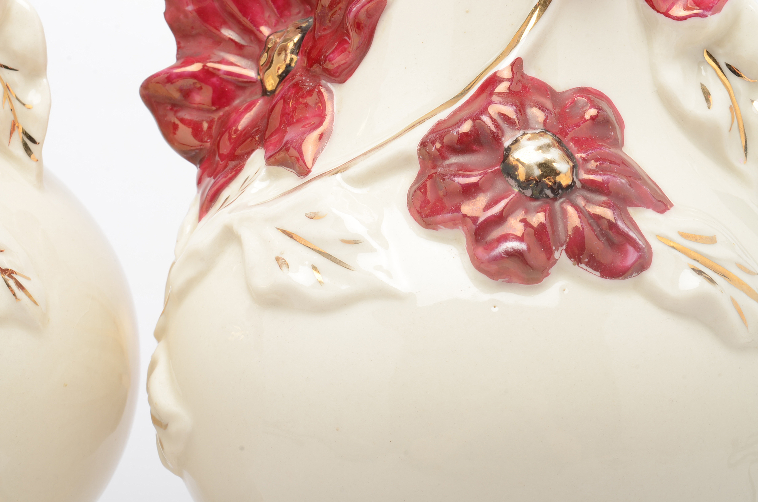 Pair of Vintage Lampcrafts American China Poinsettia Lamps