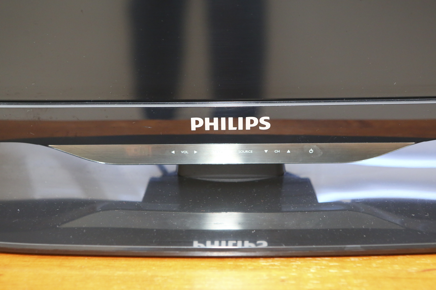 Philips 32" LED Flatscreen TV