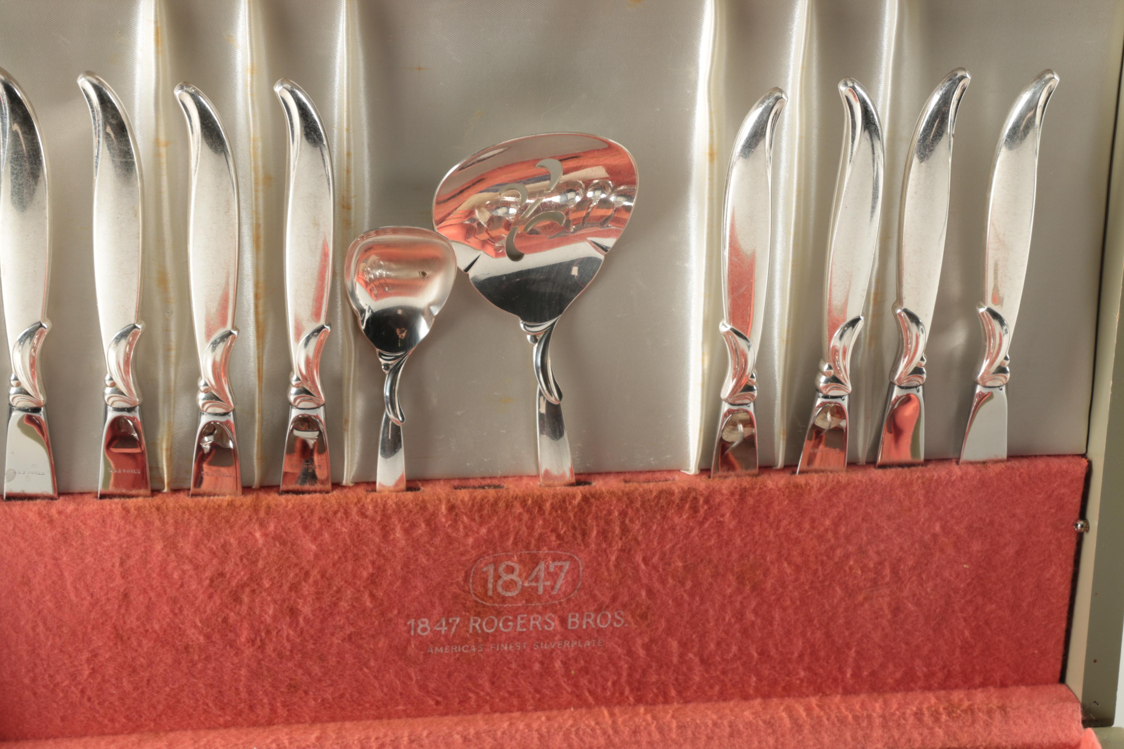 1847 Rogers "Flair" Silver Plate Flatware