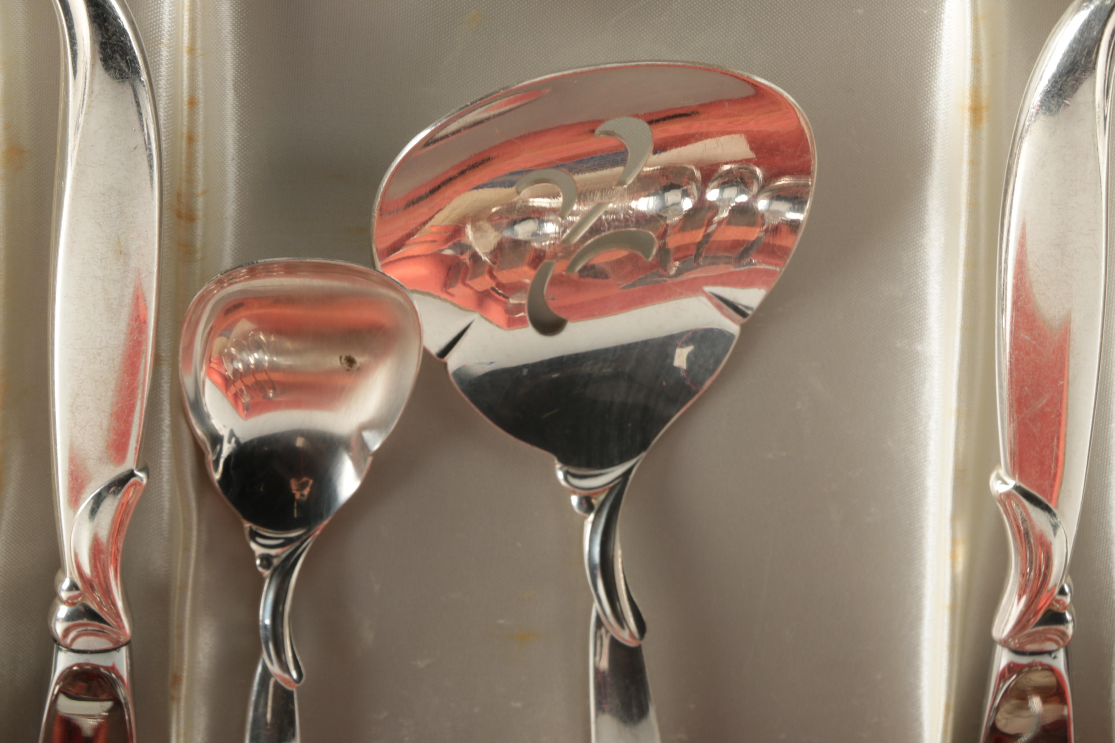 1847 Rogers "Flair" Silver Plate Flatware