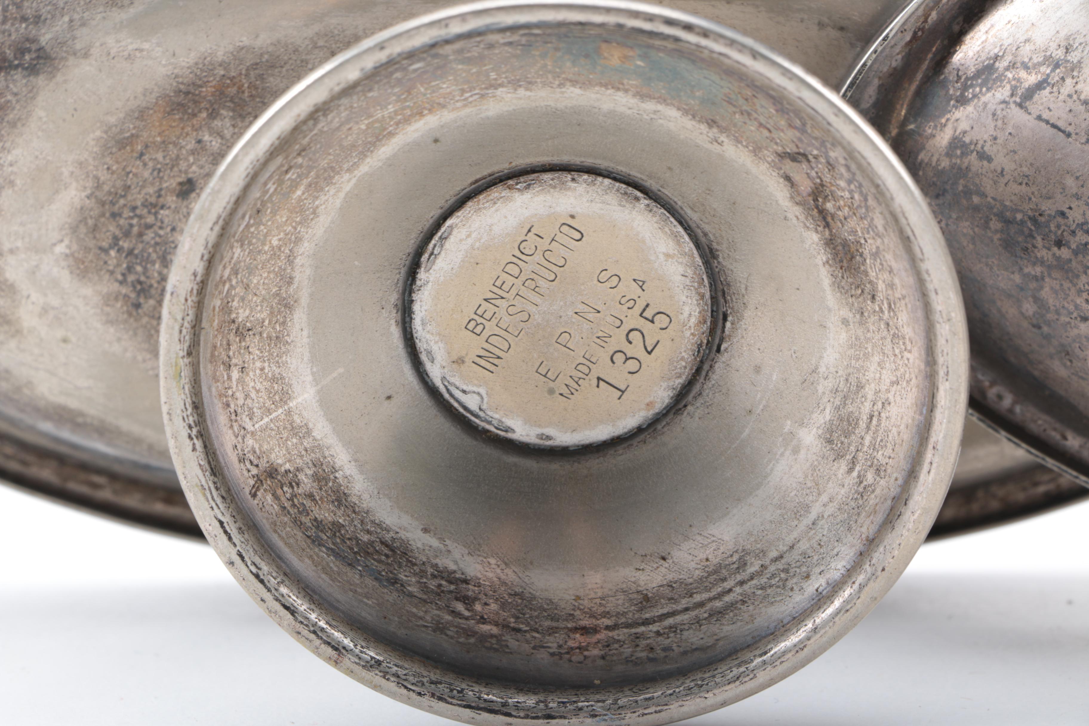 Benedict "Indestructo" Dessert Footed Dishes with Ice Cream Scoopers