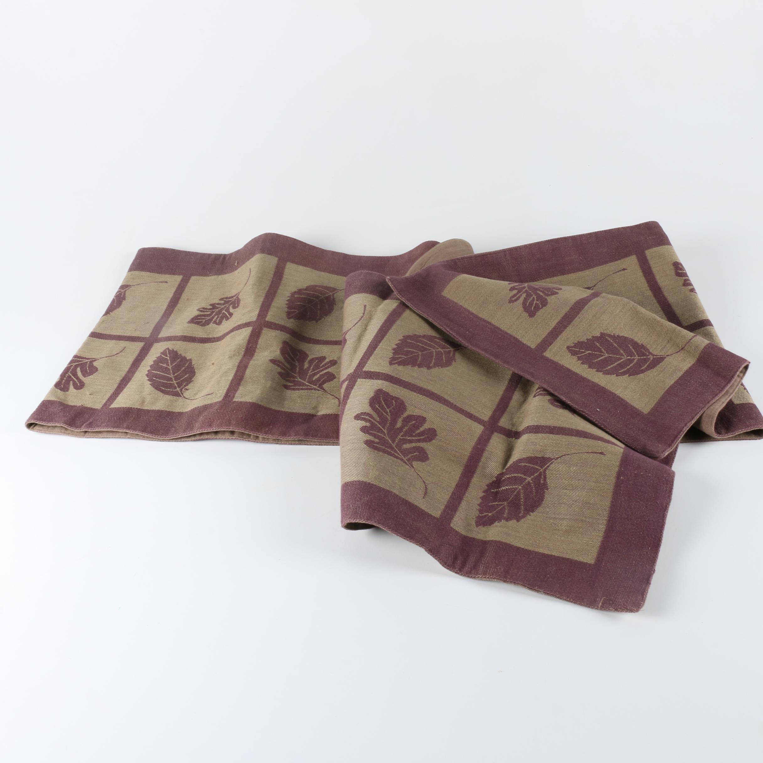 Crate & Barrel Cloth Napkins and Table Runner