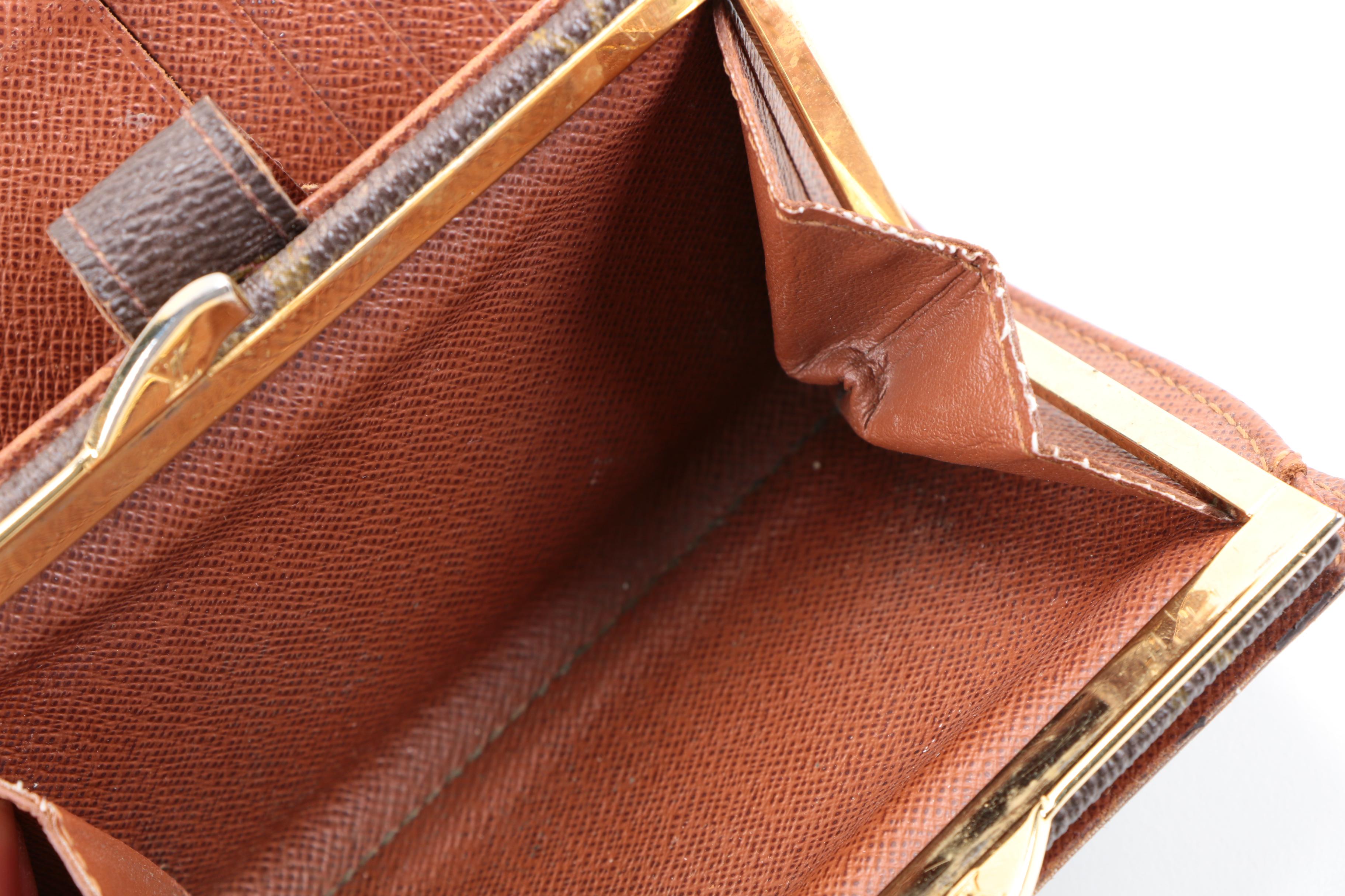 Louis Vuitton Monogram Kiss Lock Bifold Wallet