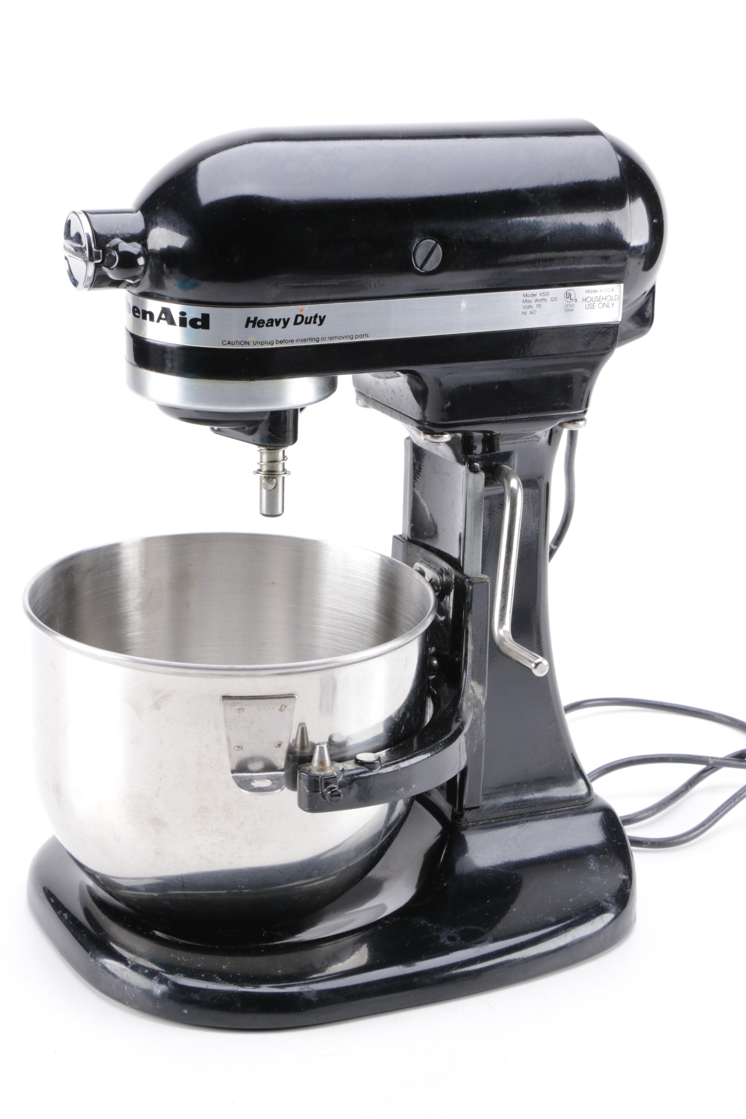 Black KitchenAid Heavy Duty Five Quart Mixer Model K5SS