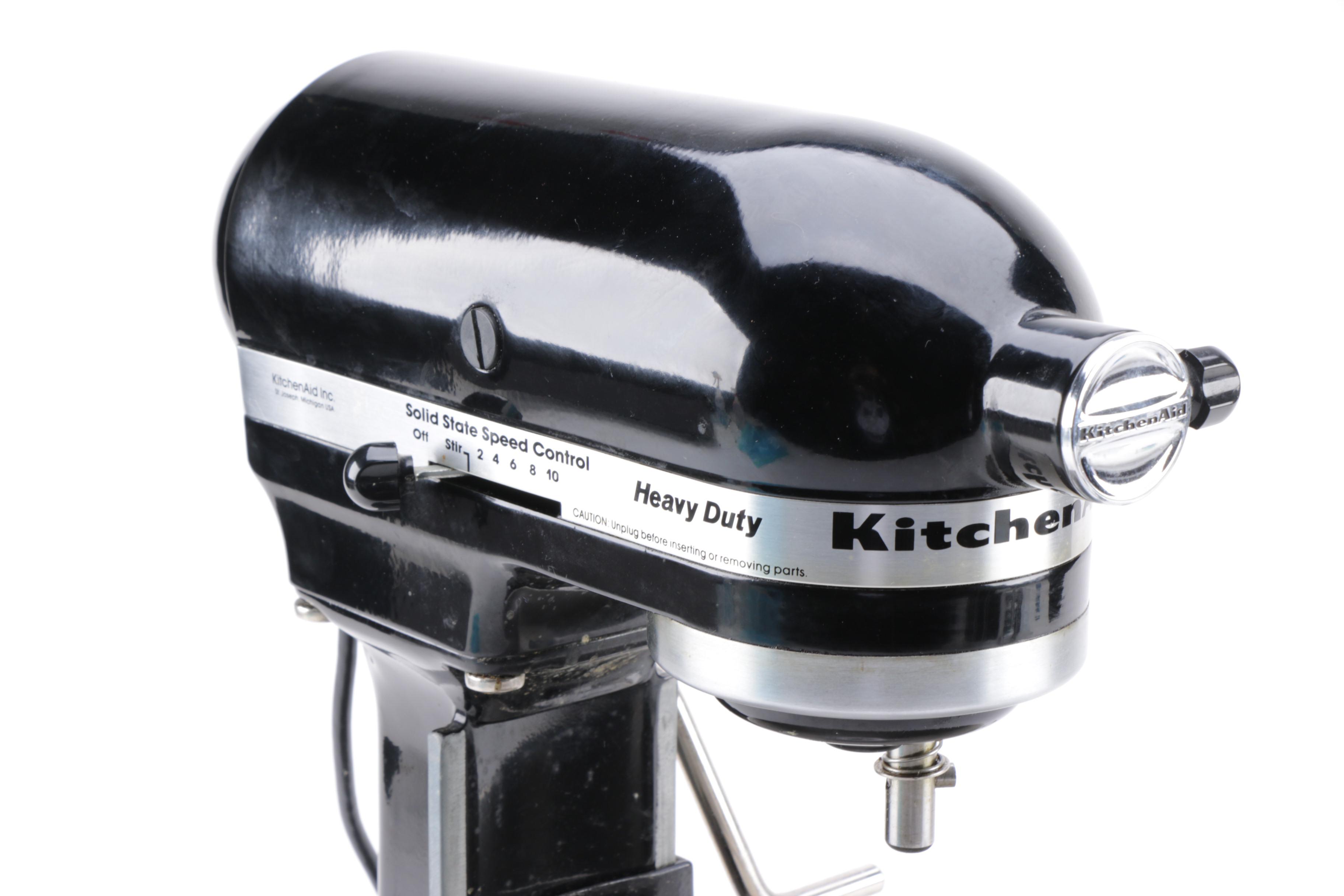 Black KitchenAid Heavy Duty Five Quart Mixer Model K5SS