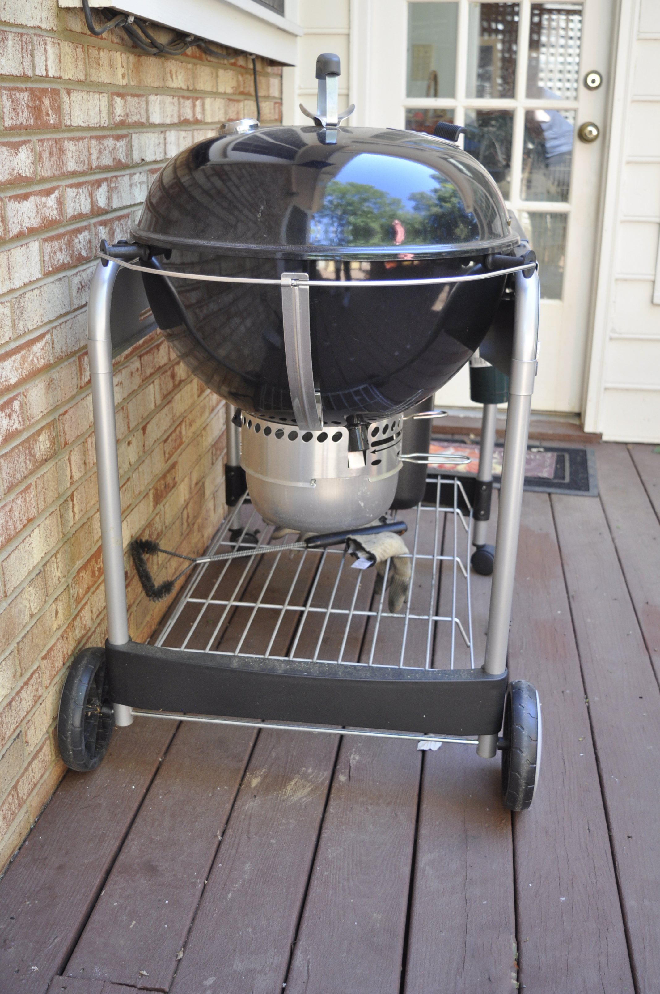 Weber Performer Premium Charcoal Grill