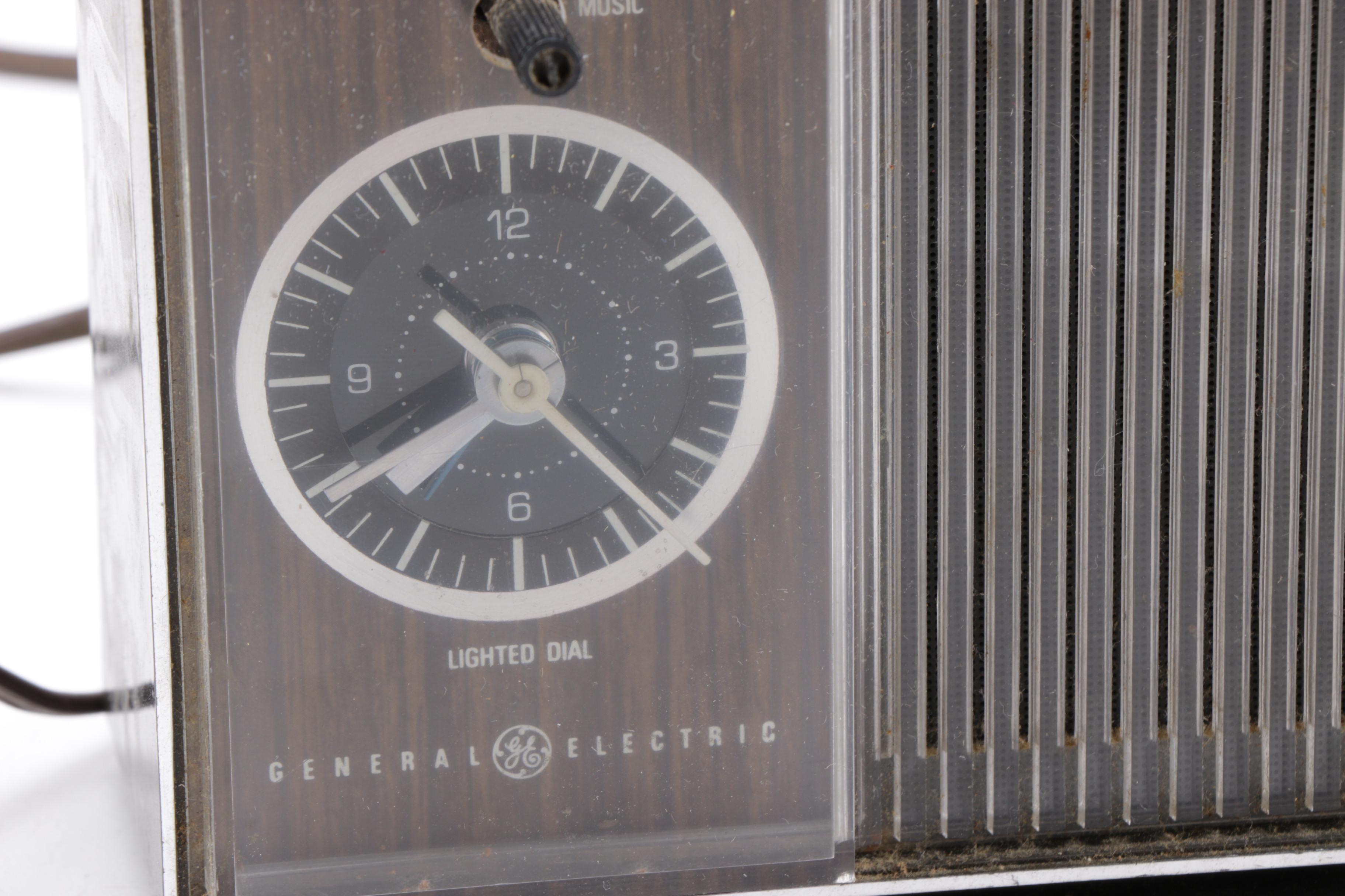 Vintage General Electric Radios