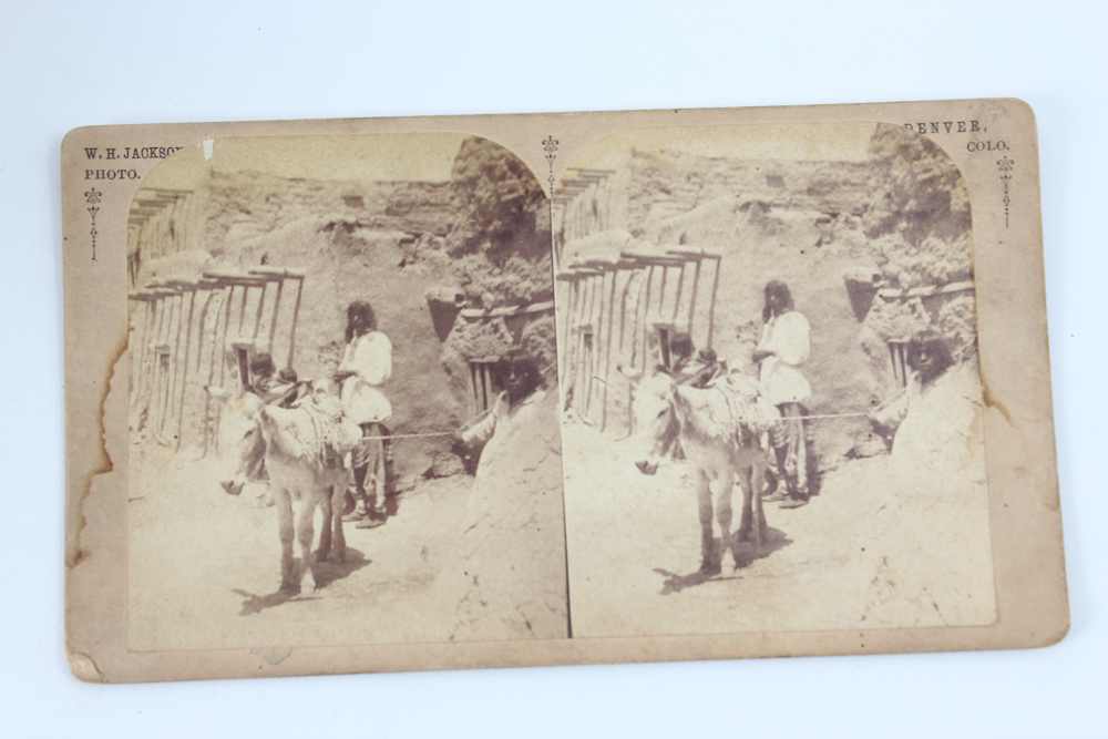 Antique Viewfinder With 180 Cards