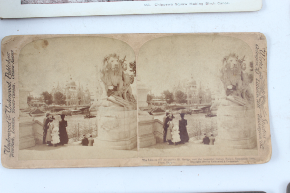 Antique Viewfinder With 180 Cards