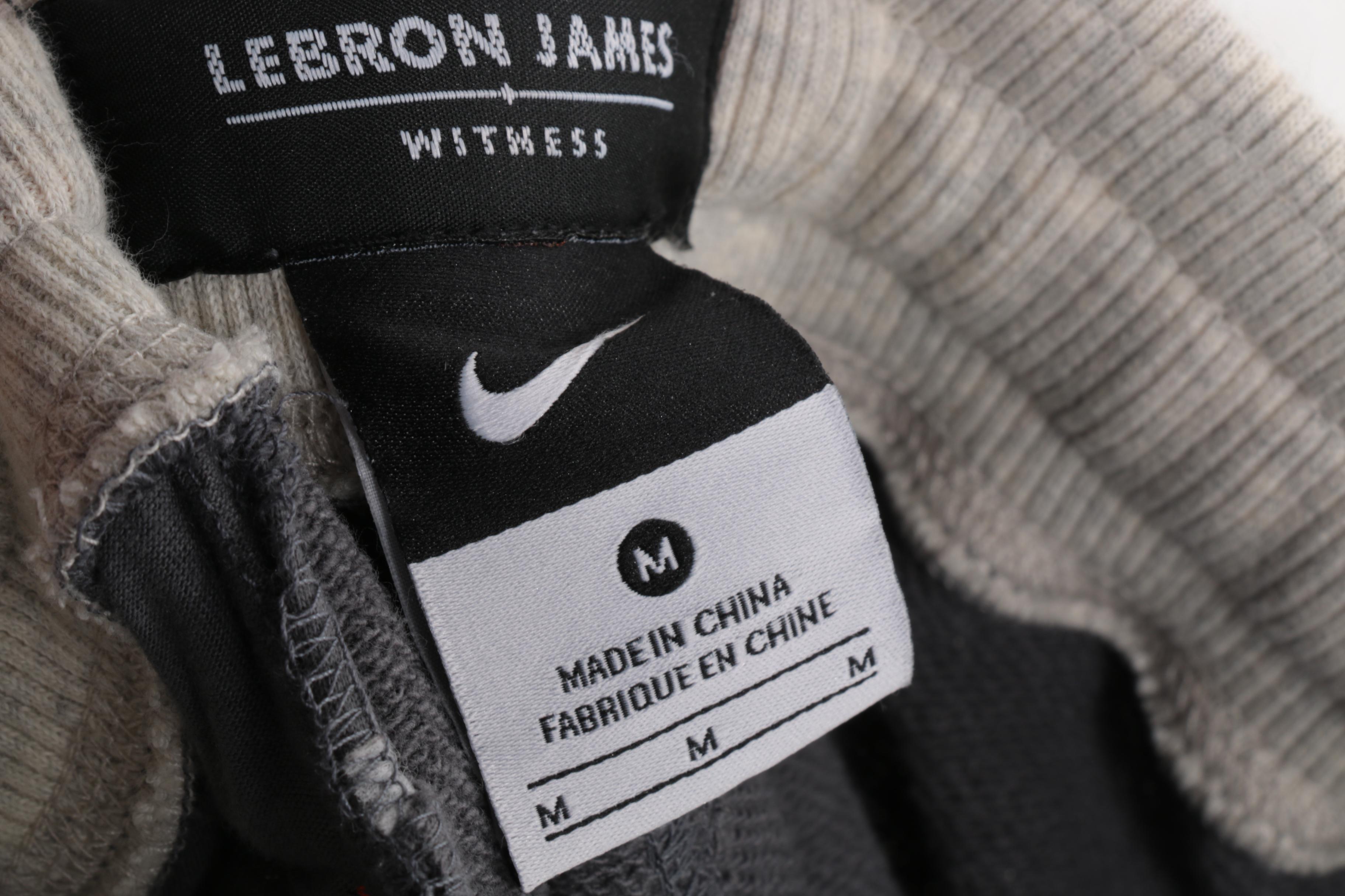 Men's Nike LeBron James Witness Hoodie and Sweatpants