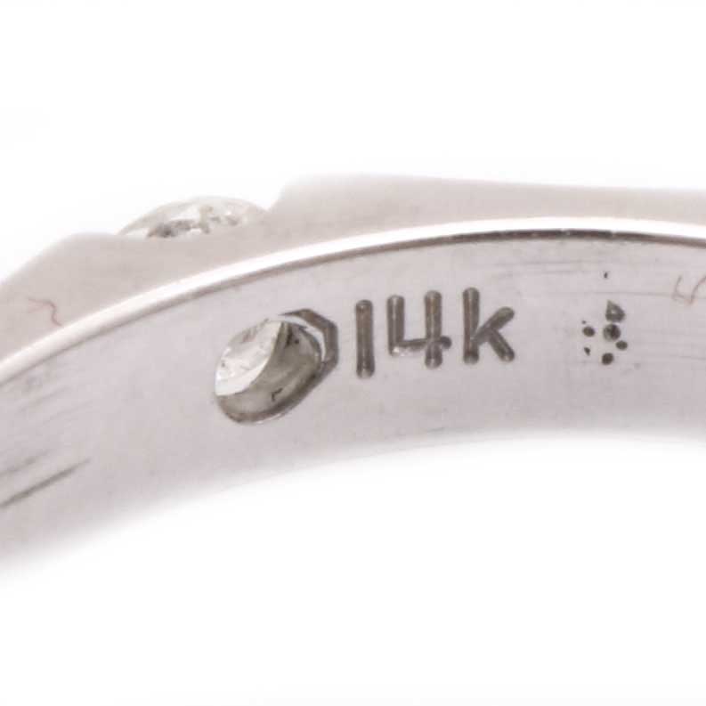 14K White Gold Diamond Ring