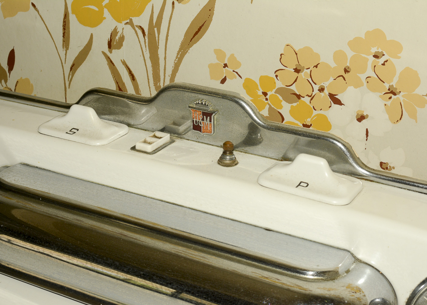 Vintage O'keefe & Merritt Gas Stove