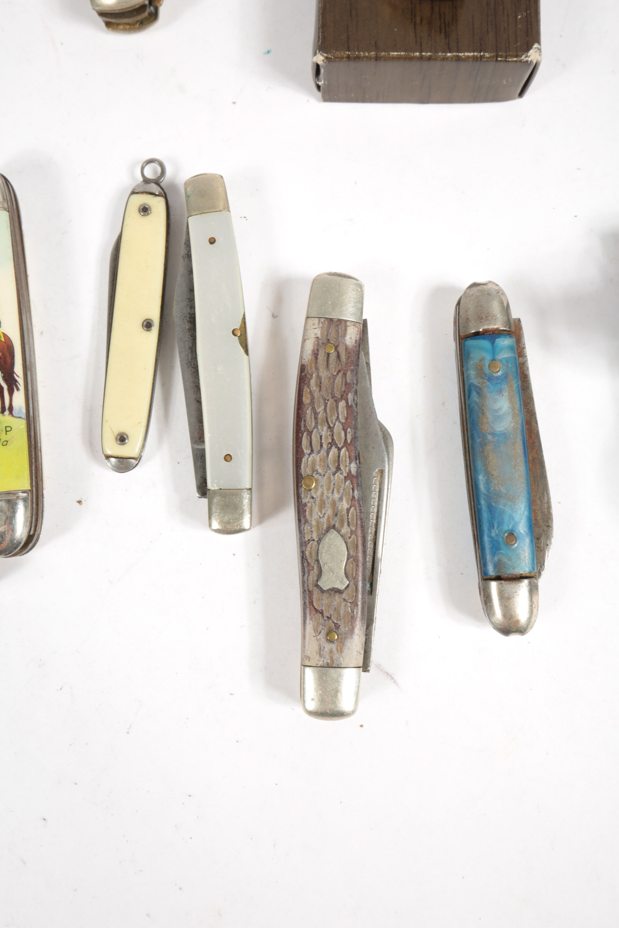 Variety of Vintage and Antique Pocket Knives