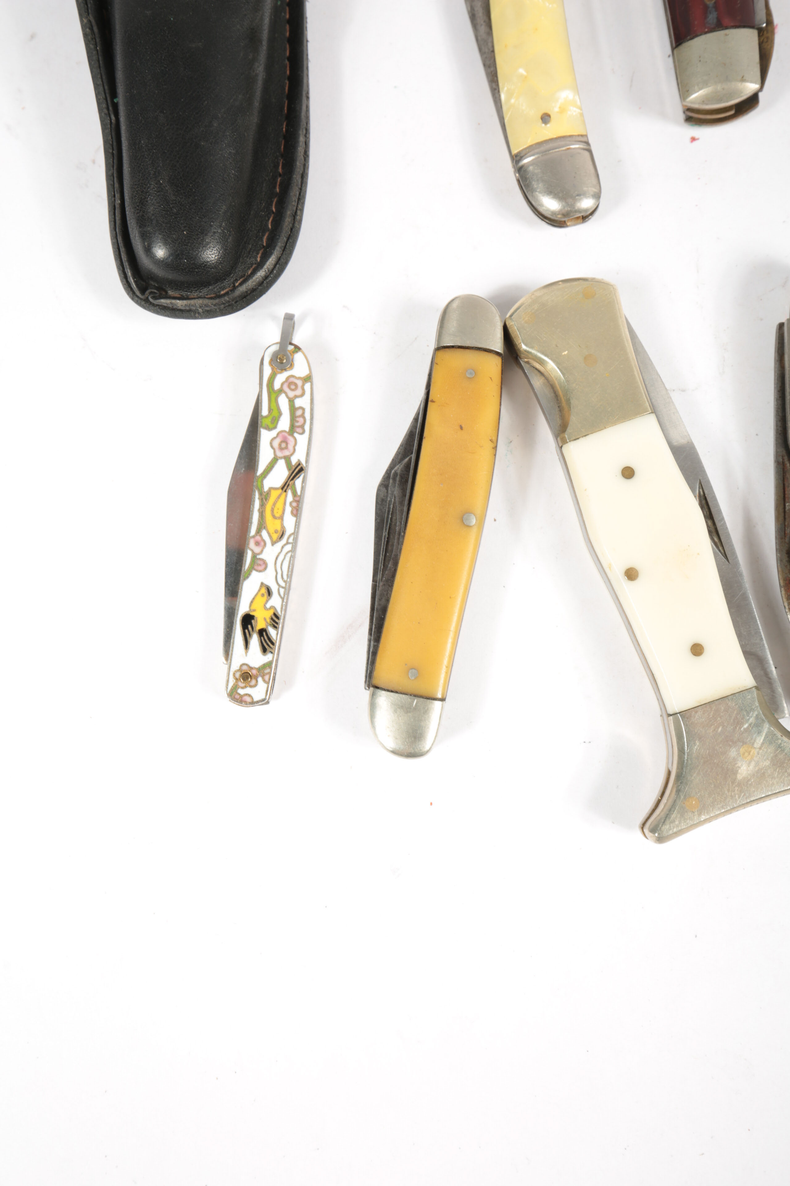Variety of Vintage and Antique Pocket Knives
