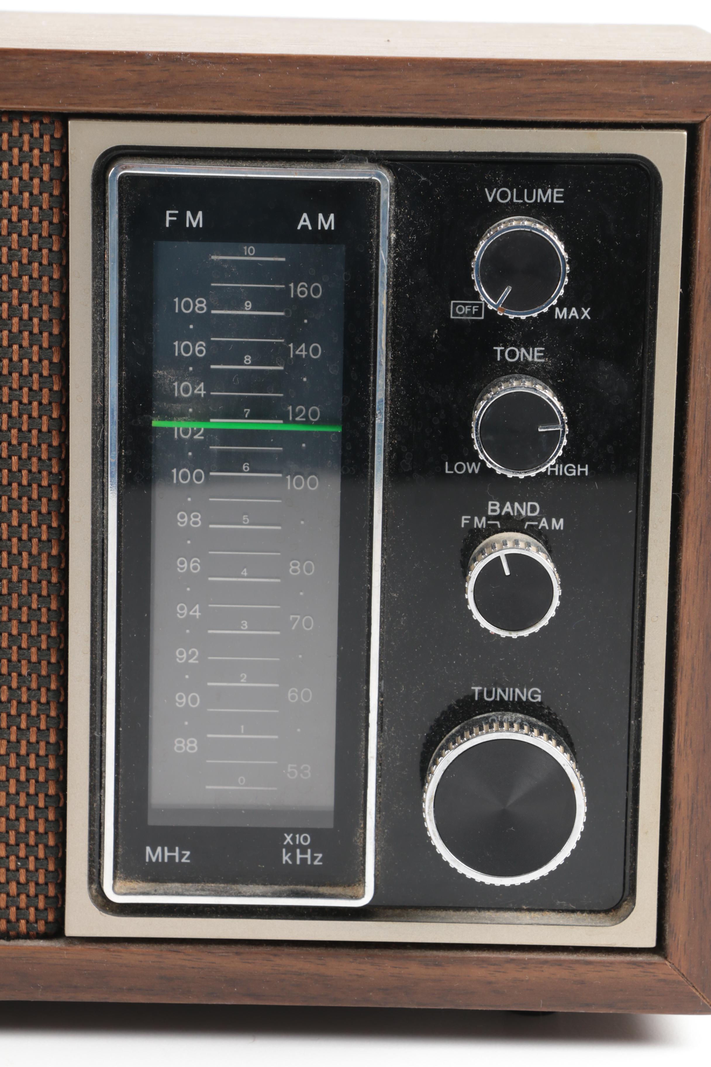 Vintage Sony Transistor AM/FM Radio