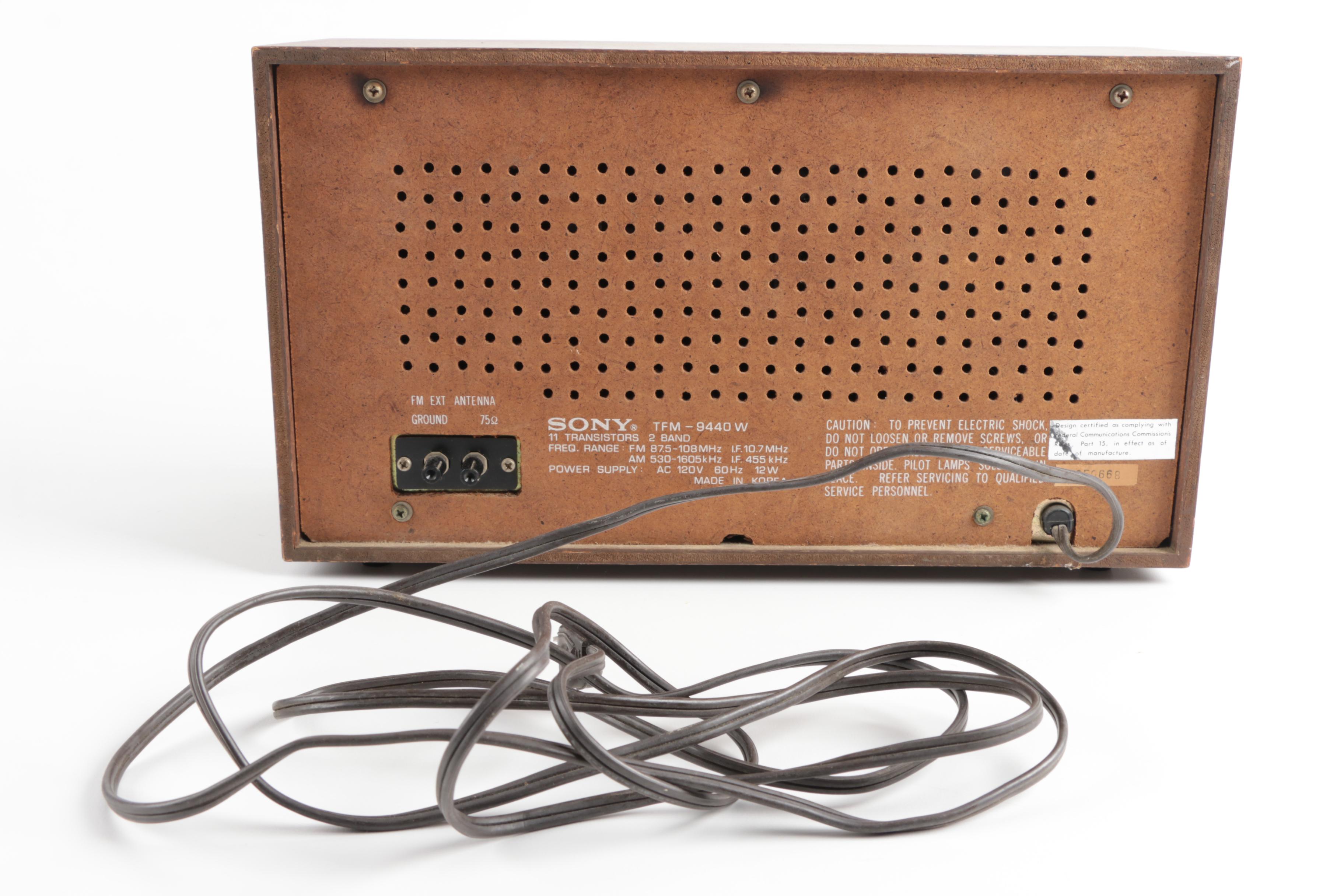 Vintage Sony Transistor AM/FM Radio