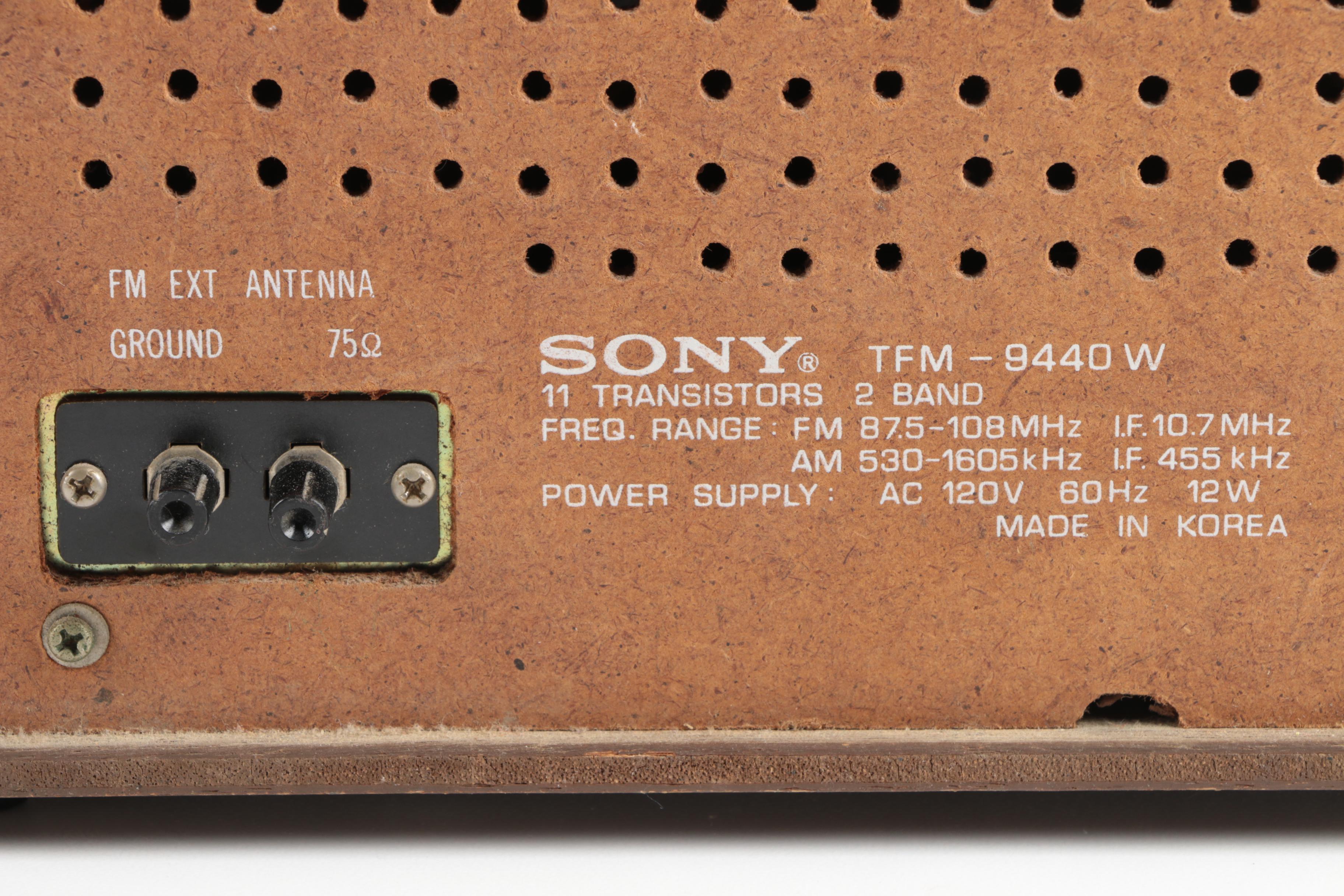 Vintage Sony Transistor AM/FM Radio