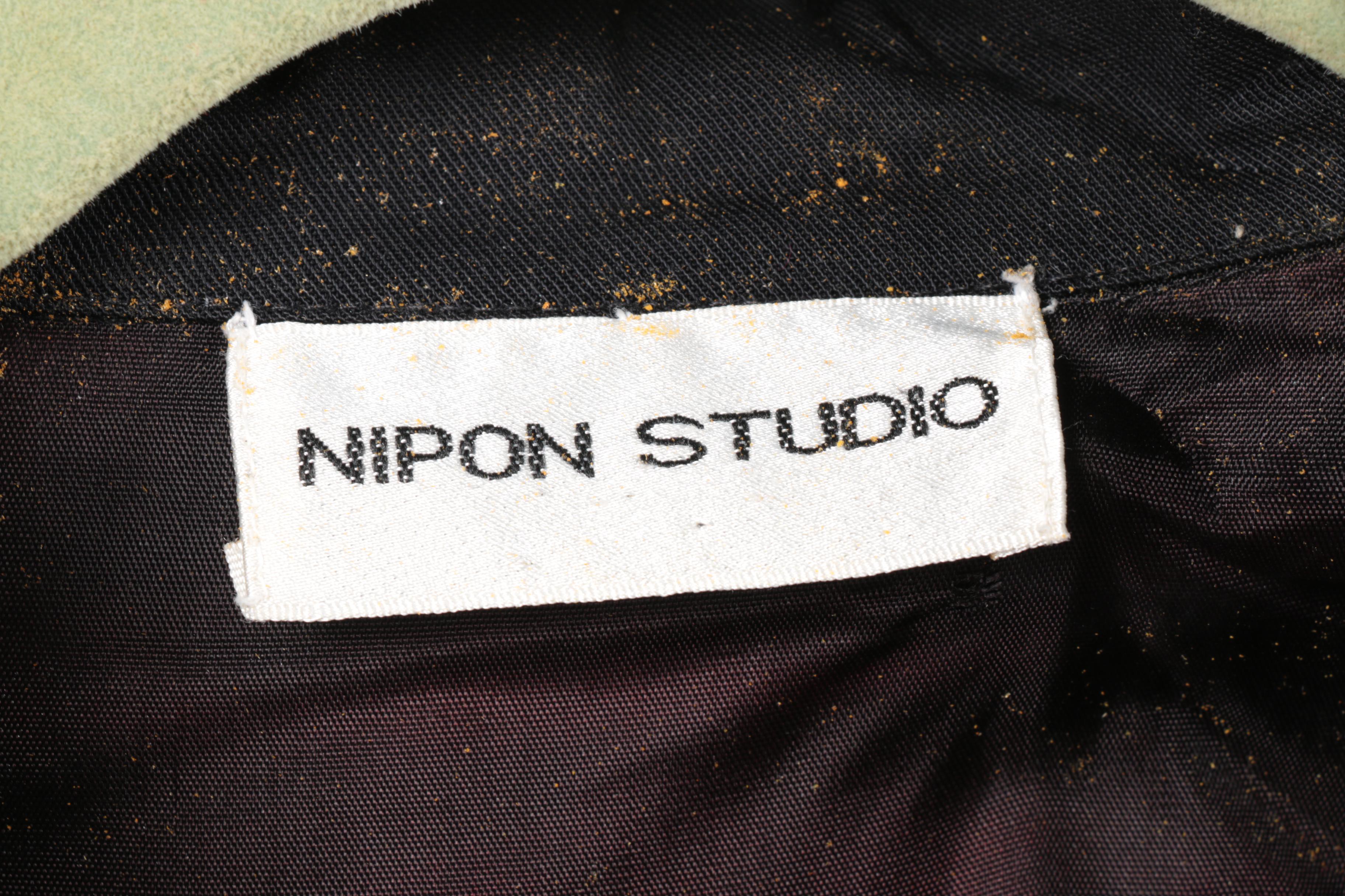 Women's Modern and Vintage Clothing