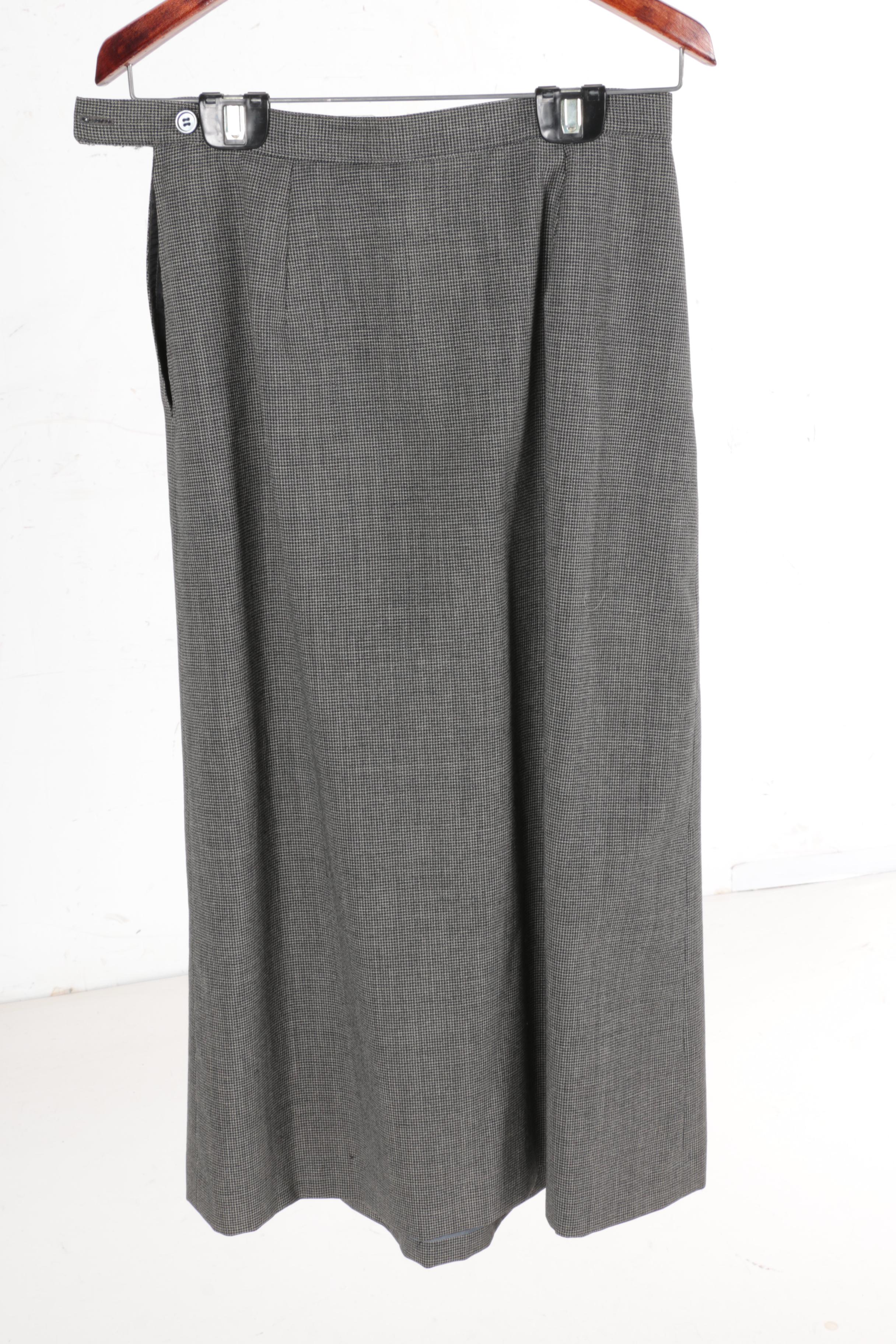 Women's Modern and Vintage Clothing