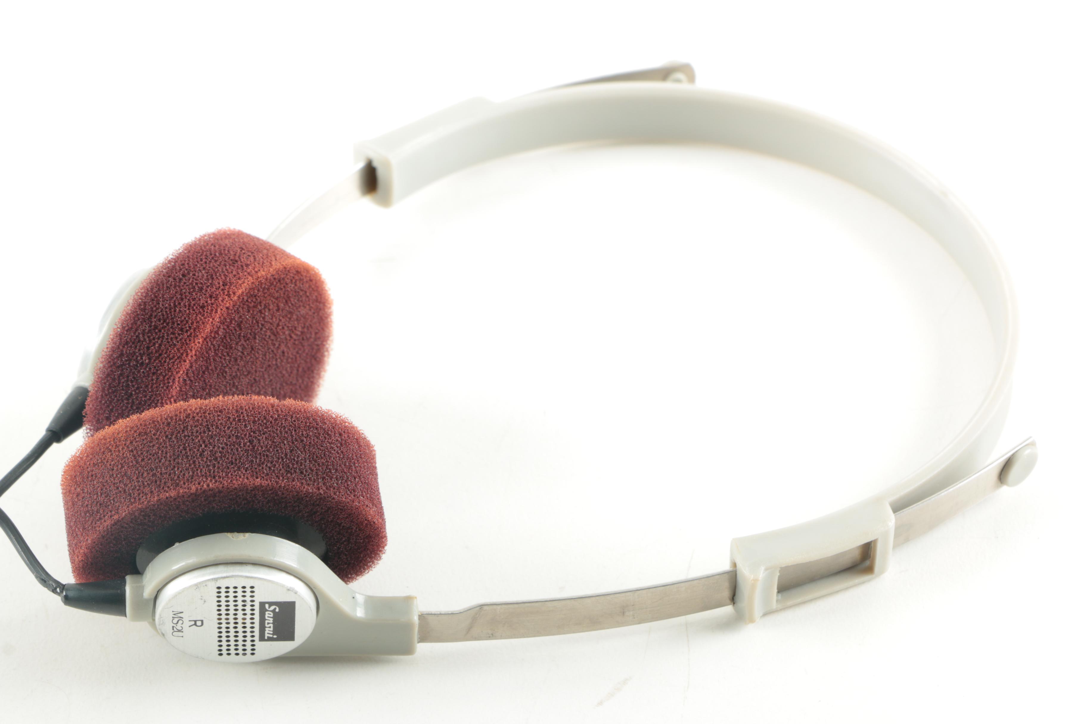 Sanyo Portable Cassette Player