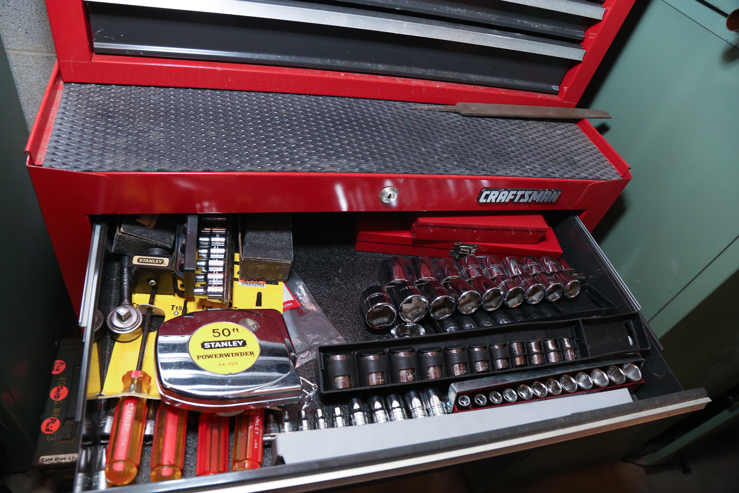 Craftsman Tool Chest With Tools