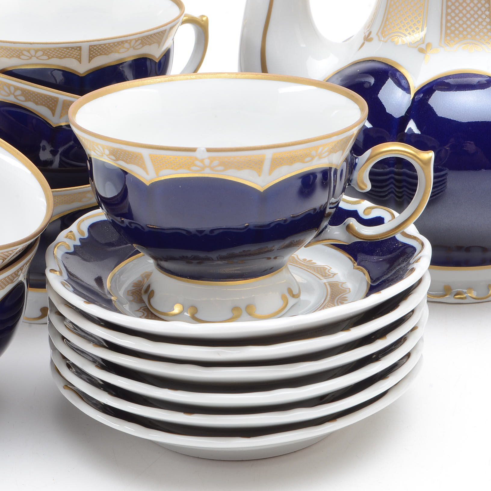 Lichte China Tea Set