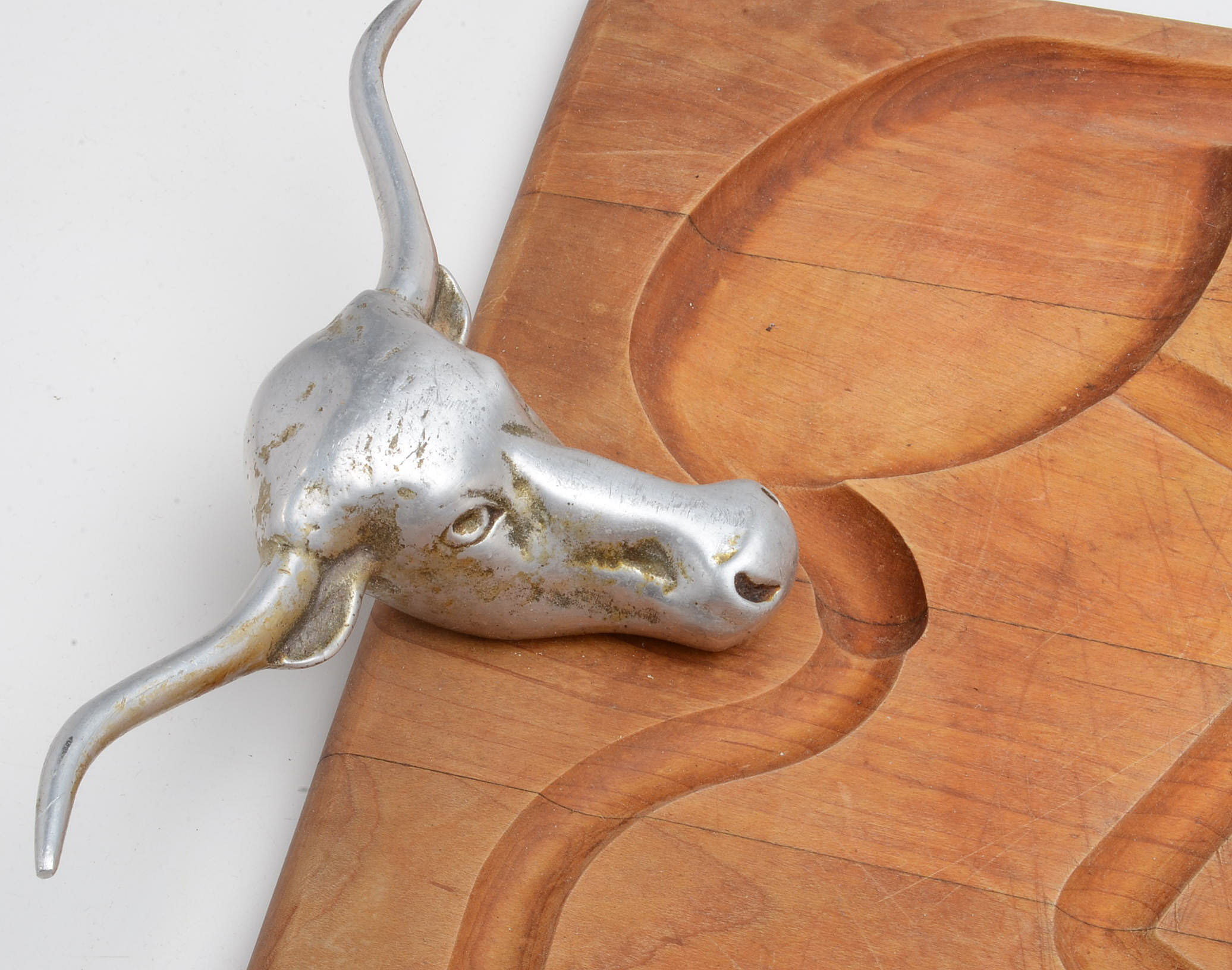 Cutting Board with Steer Head Handles
