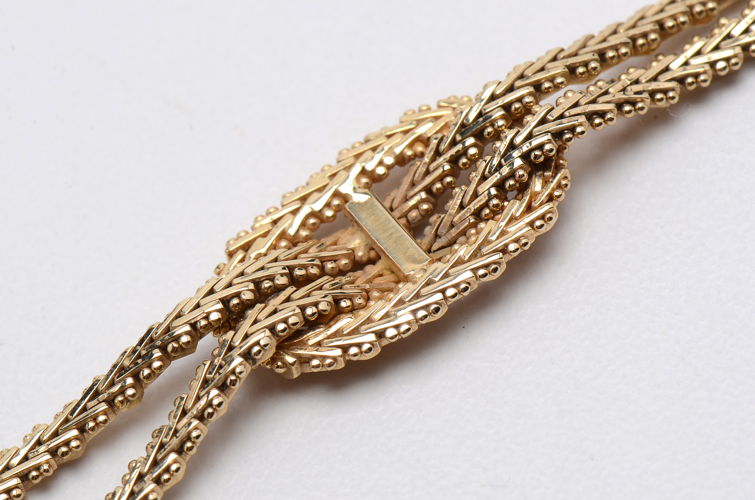 14K Yellow Gold "Knot" Necklace